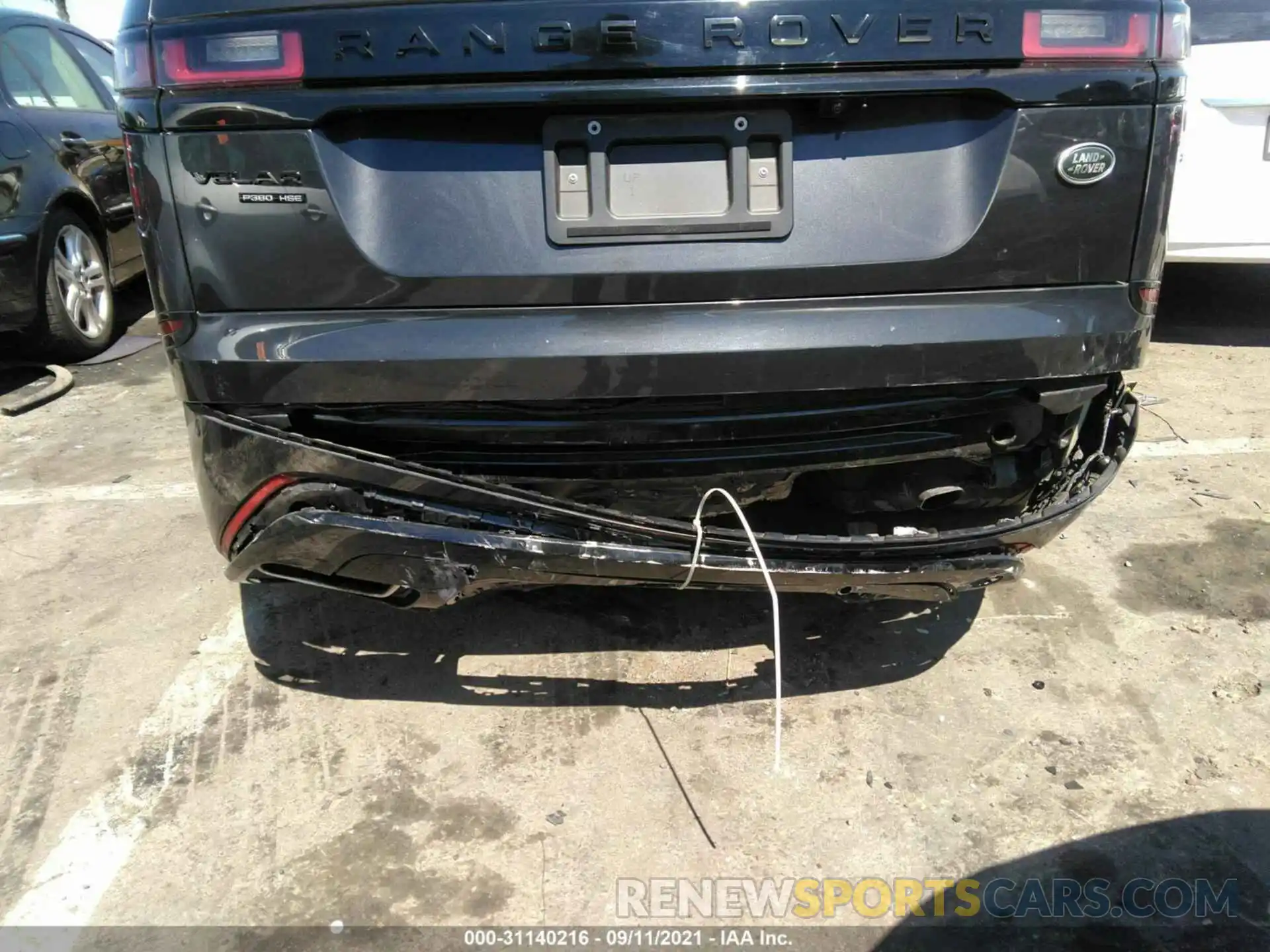 6 Photograph of a damaged car SALYM2EV5LA239395 LAND ROVER RANGE ROVER VELAR 2020