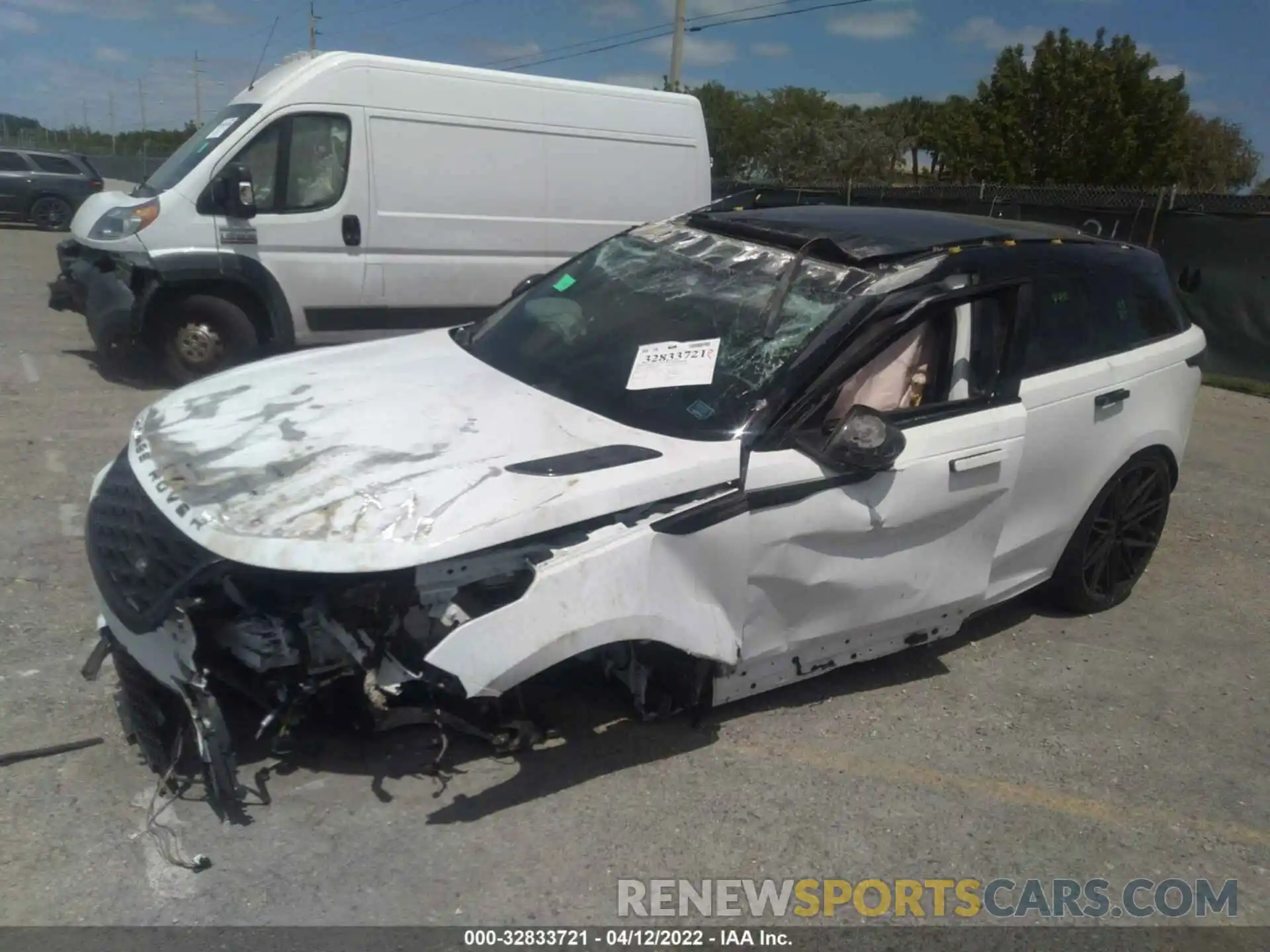 2 Photograph of a damaged car SALYU2EE2LA266165 LAND ROVER RANGE ROVER VELAR 2020