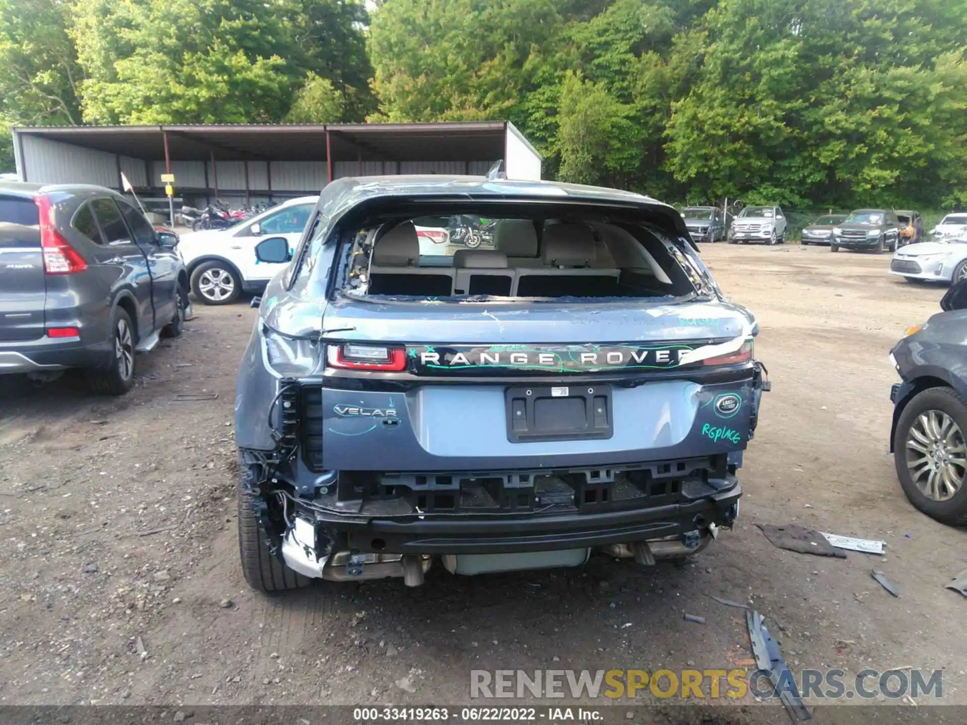 6 Photograph of a damaged car SALYJ2EX9MA317446 LAND ROVER RANGE ROVER VELAR 2021