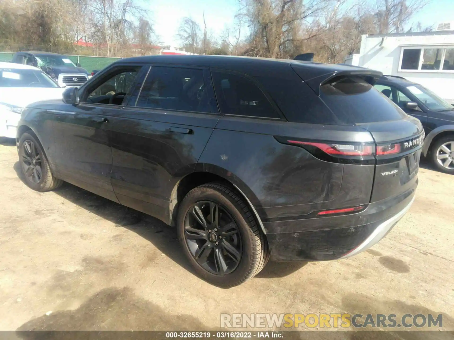 3 Photograph of a damaged car SALYJ2EXXMA307122 LAND ROVER RANGE ROVER VELAR 2021