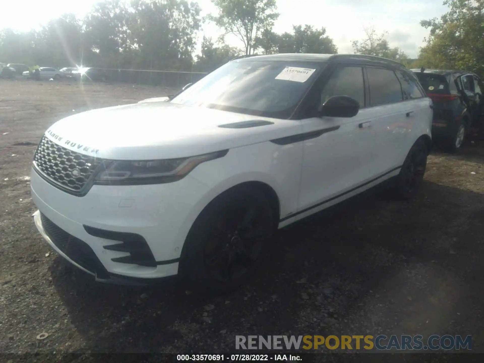 2 Фотография поврежденного автомобиля SALYT2EU3MA313067 LAND ROVER RANGE ROVER VELAR 2021