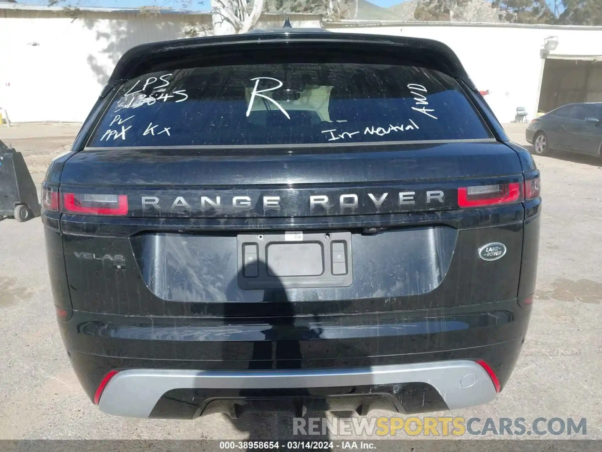 16 Photograph of a damaged car SALYT2EX0MA313845 LAND ROVER RANGE ROVER VELAR 2021