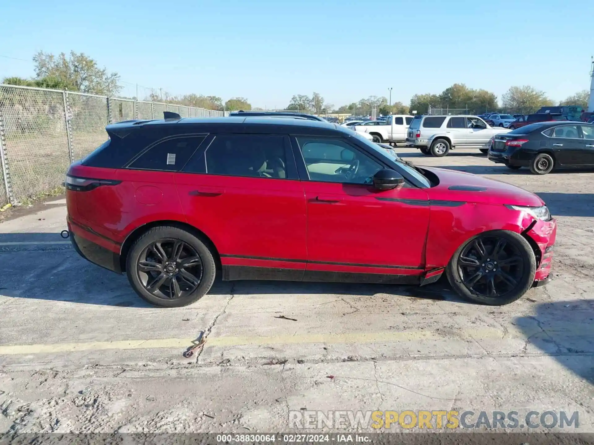 13 Photograph of a damaged car SALYT2EX1MA305561 LAND ROVER RANGE ROVER VELAR 2021