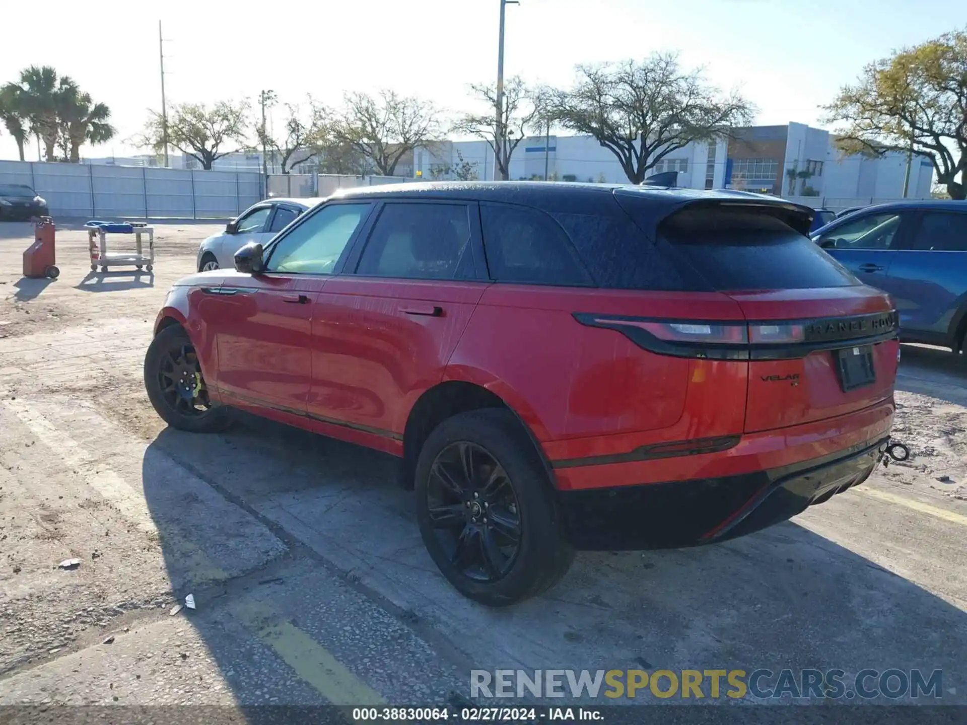 3 Photograph of a damaged car SALYT2EX1MA305561 LAND ROVER RANGE ROVER VELAR 2021