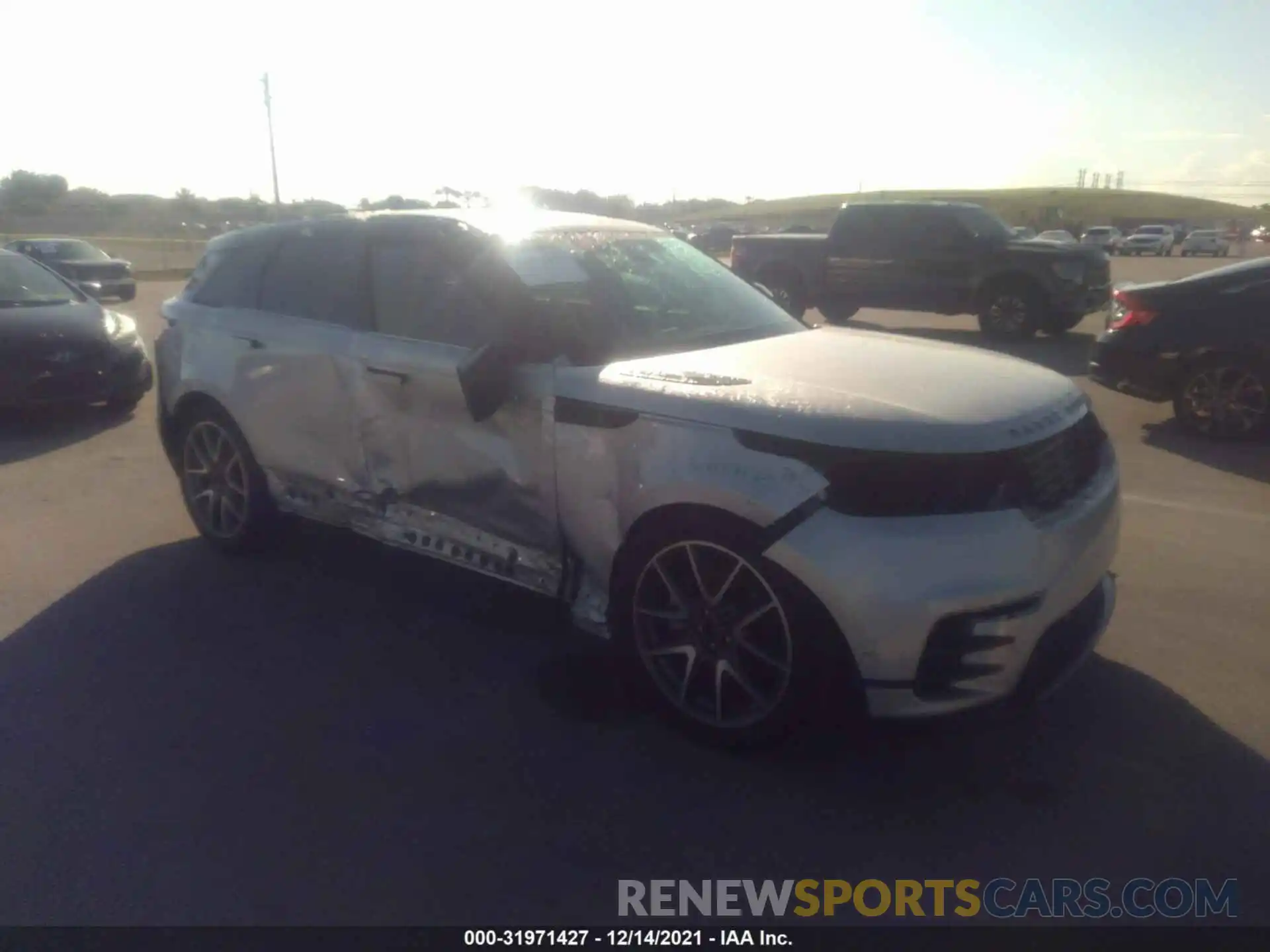 1 Photograph of a damaged car SALYT2EX4MA308891 LAND ROVER RANGE ROVER VELAR 2021