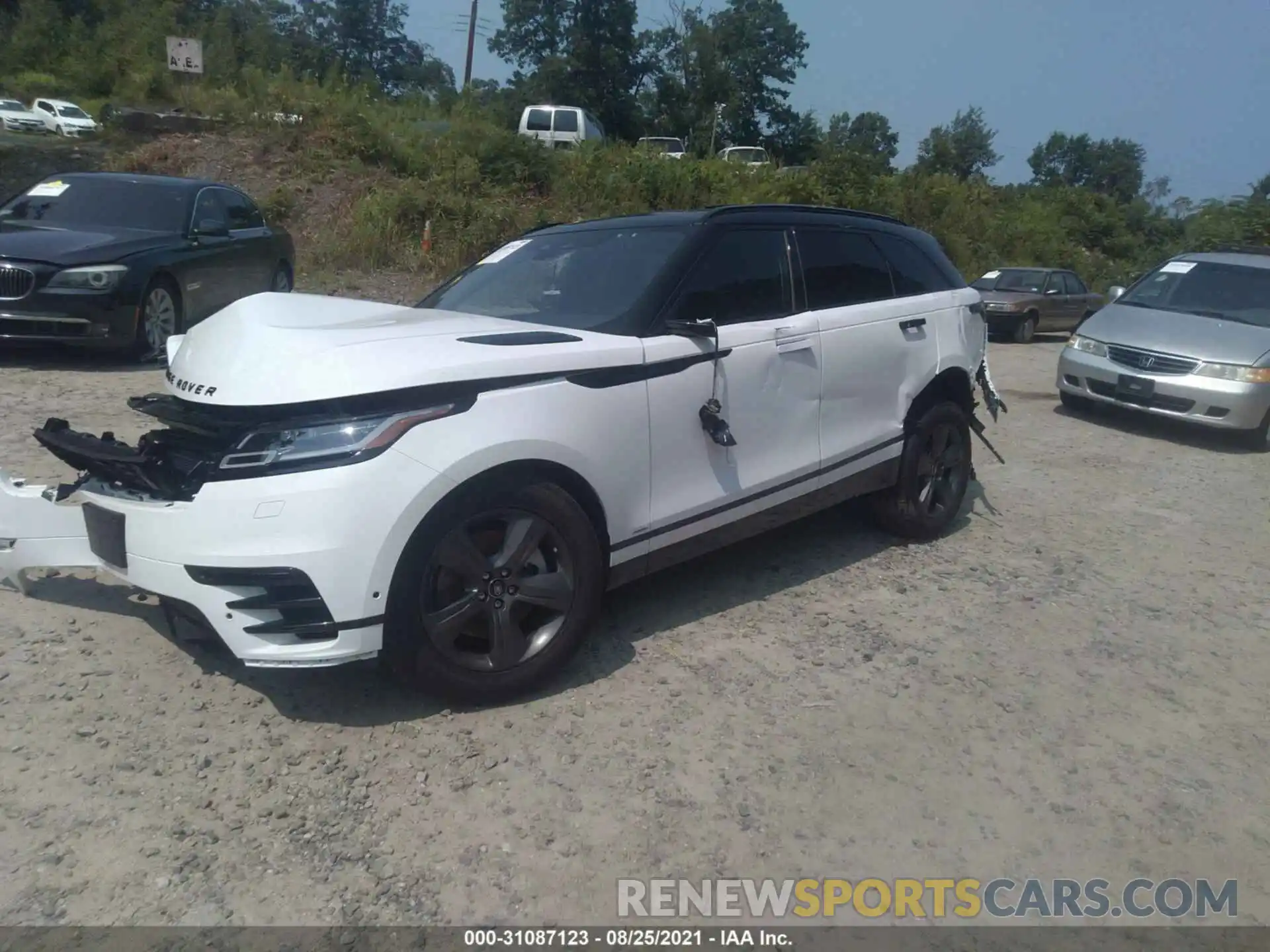 2 Photograph of a damaged car SALYT2EX7MA303667 LAND ROVER RANGE ROVER VELAR 2021