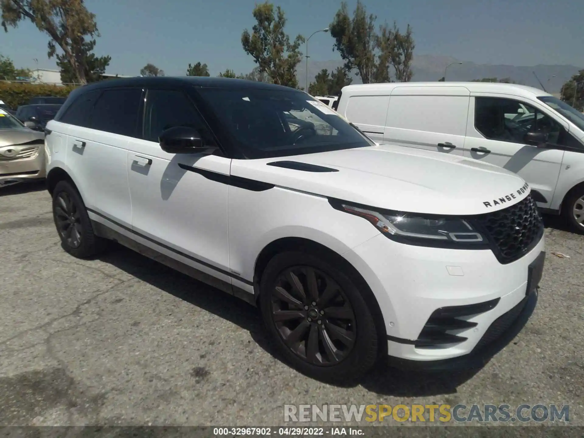 1 Photograph of a damaged car SALYT2EX7MA305144 LAND ROVER RANGE ROVER VELAR 2021