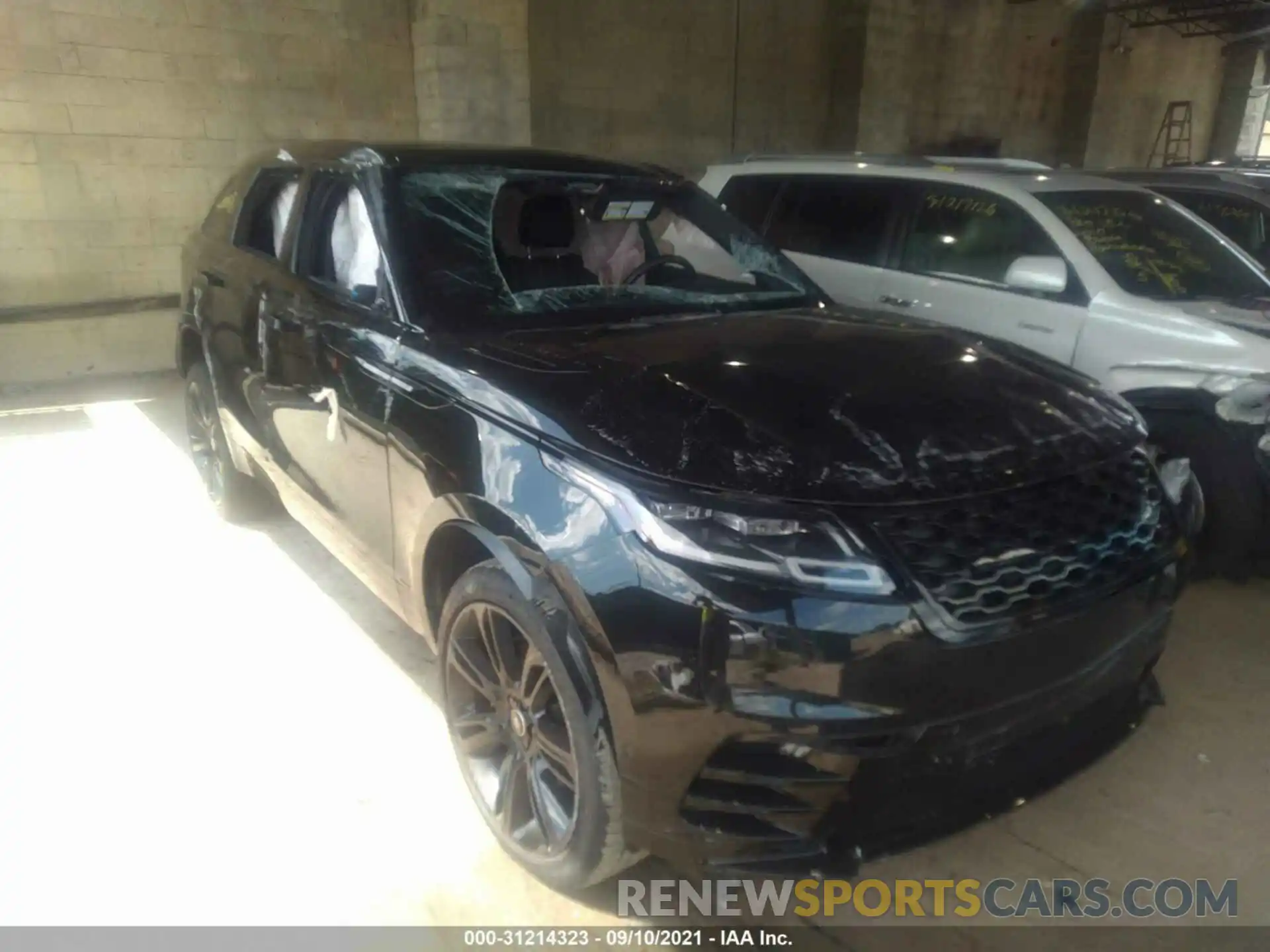 1 Photograph of a damaged car SALYT2EX8MA315553 LAND ROVER RANGE ROVER VELAR 2021