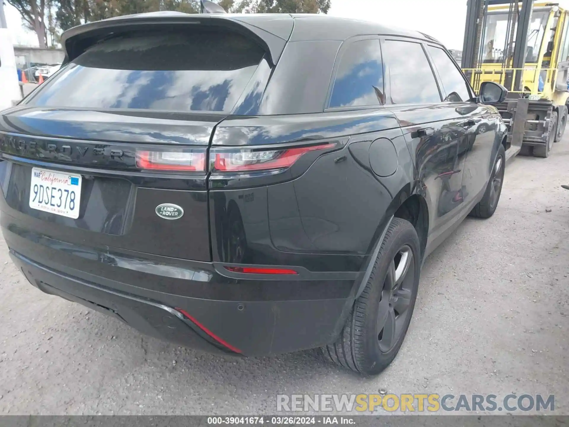 4 Photograph of a damaged car SALYJ2EX0NA333617 LAND ROVER RANGE ROVER VELAR 2022