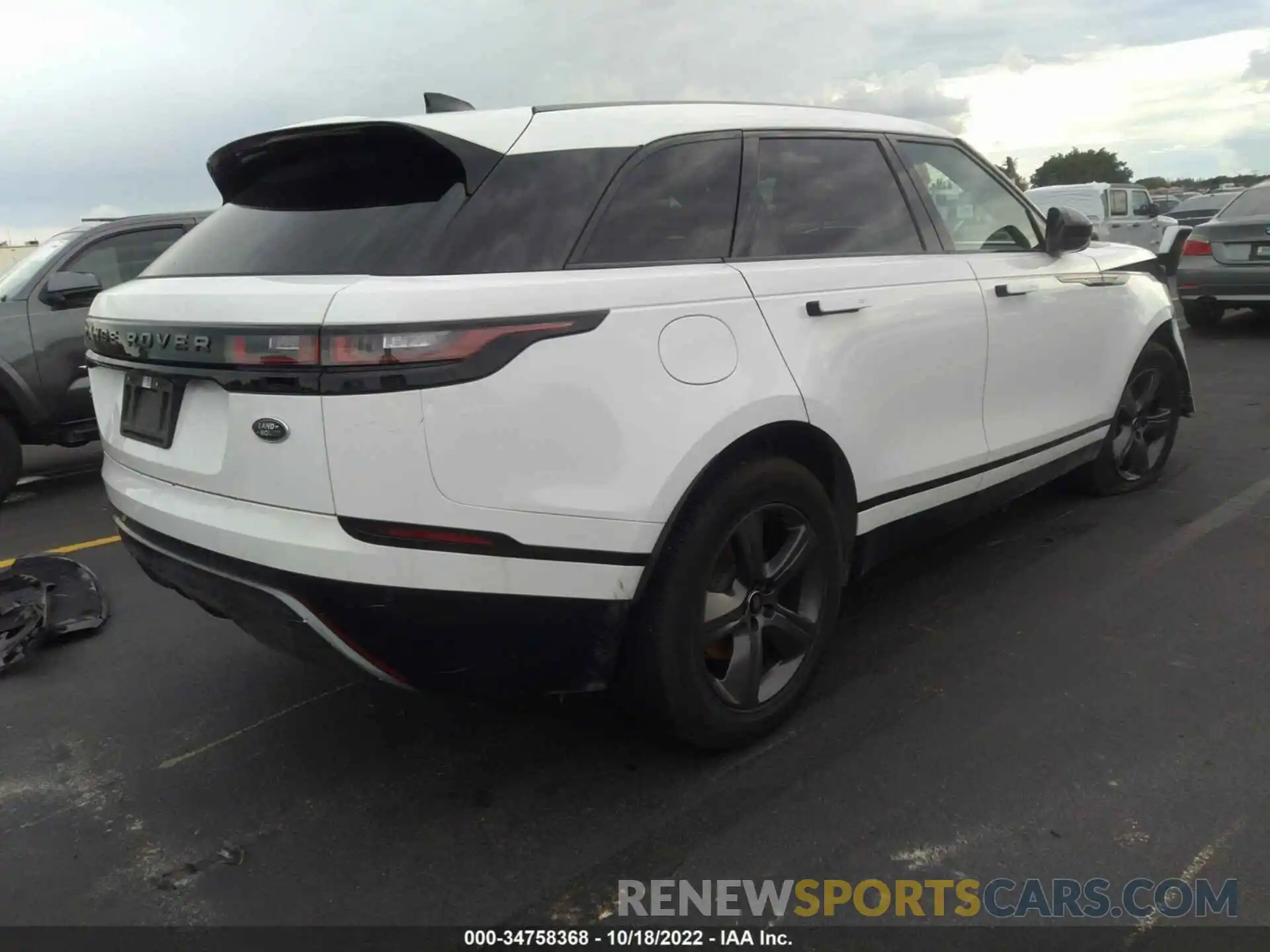 4 Photograph of a damaged car SALYT2EX4NA329712 LAND ROVER RANGE ROVER VELAR 2022