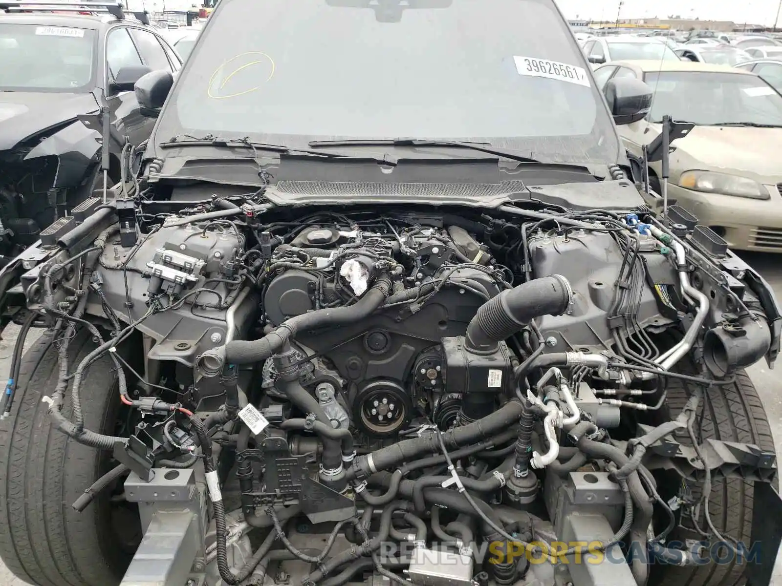 7 Photograph of a damaged car SALGR2RK1KA529046 LAND ROVER RANGEROVER 2019