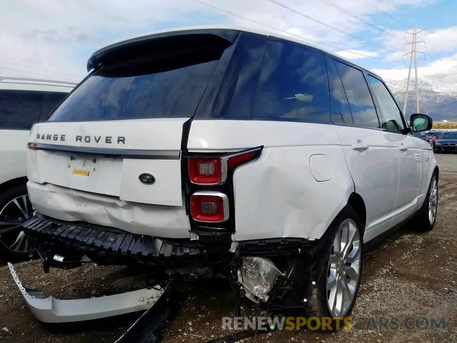 4 Photograph of a damaged car SALGR2RK9KA537959 LAND ROVER RANGEROVER 2019