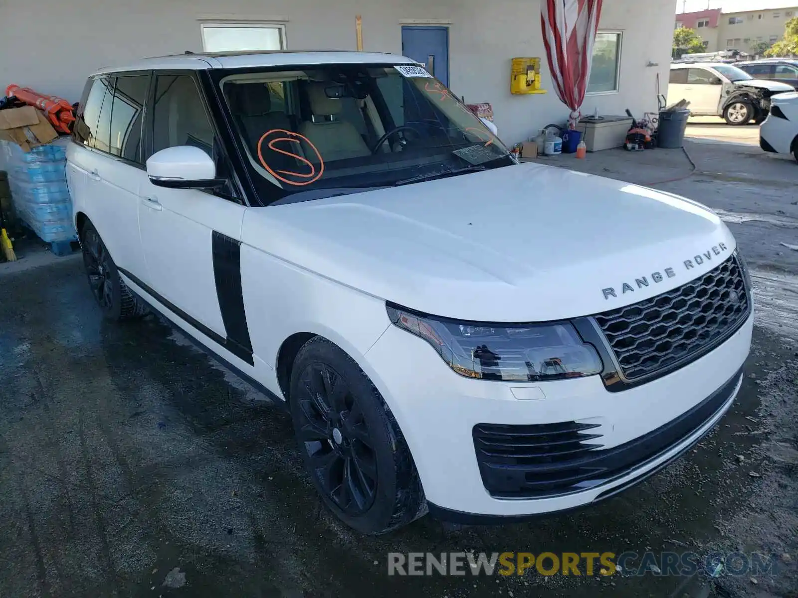 1 Photograph of a damaged car SALGR2RV1KA543880 LAND ROVER RANGEROVER 2019