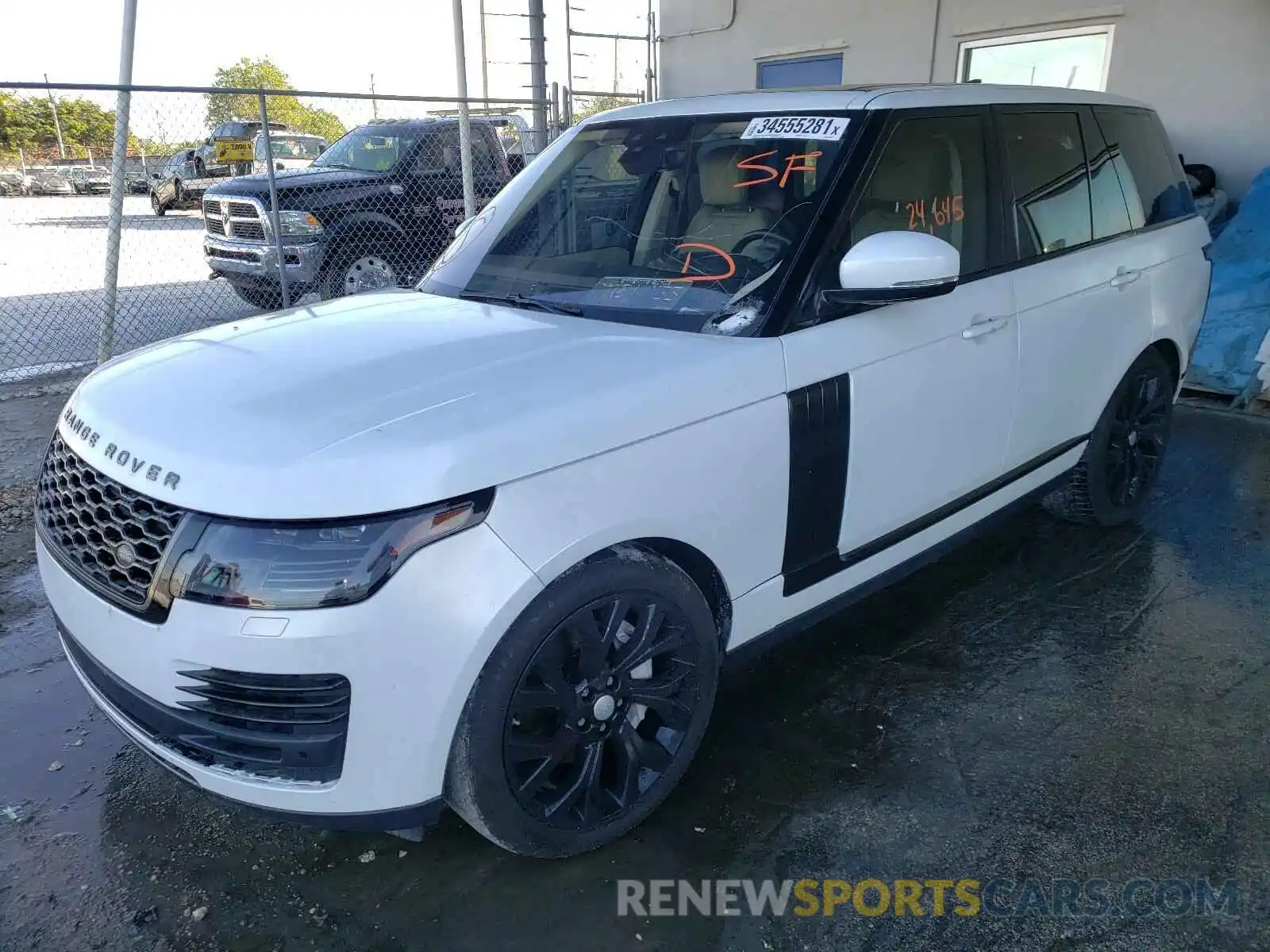 2 Photograph of a damaged car SALGR2RV1KA543880 LAND ROVER RANGEROVER 2019