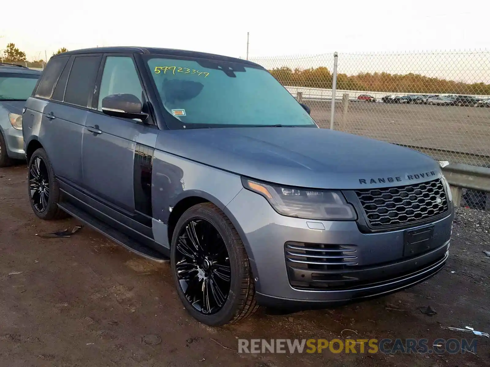 1 Photograph of a damaged car SALGS2RE0KA539890 LAND ROVER RANGEROVER 2019