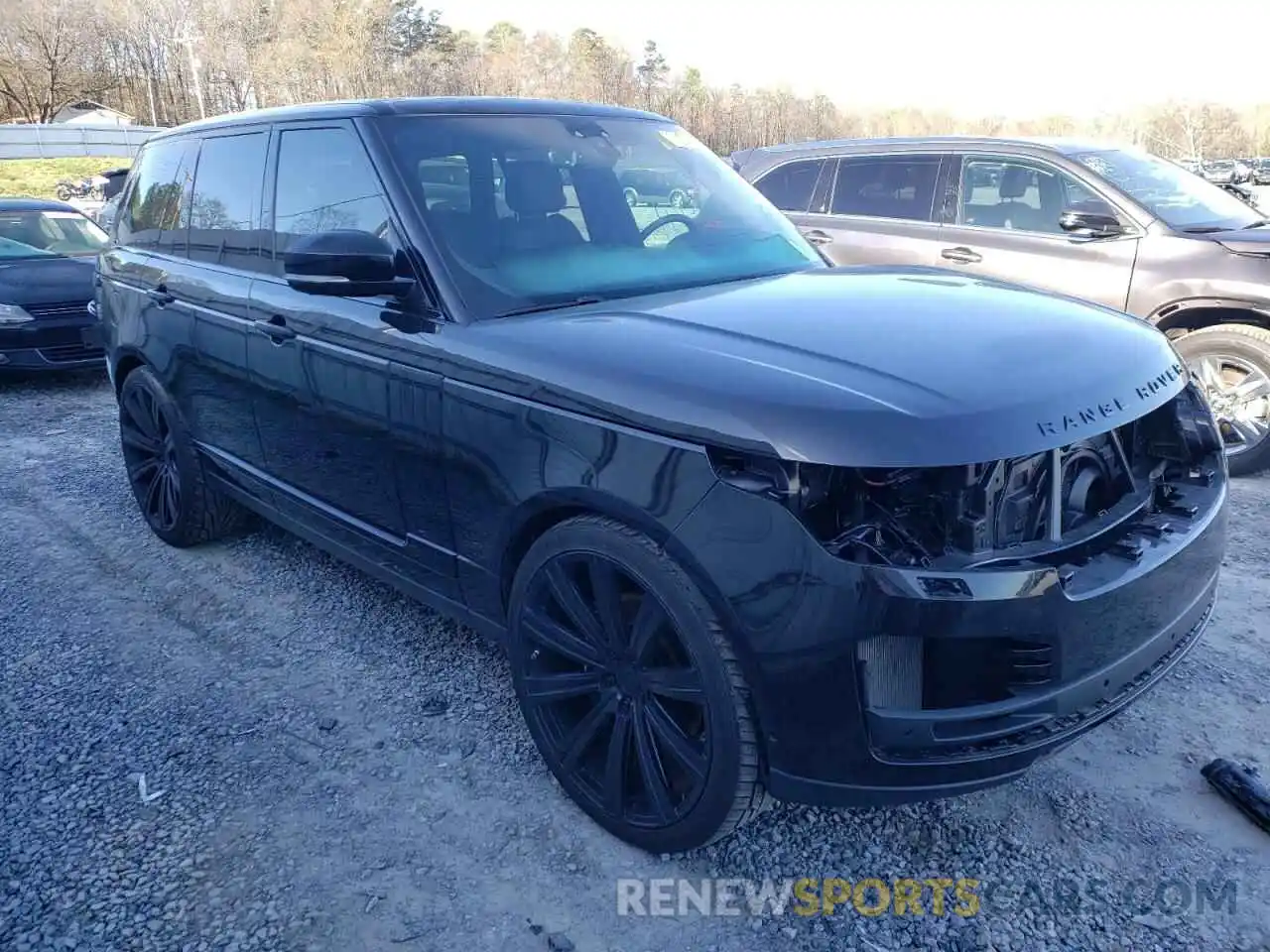 1 Photograph of a damaged car SALGS2RE0KA558195 LAND ROVER RANGEROVER 2019