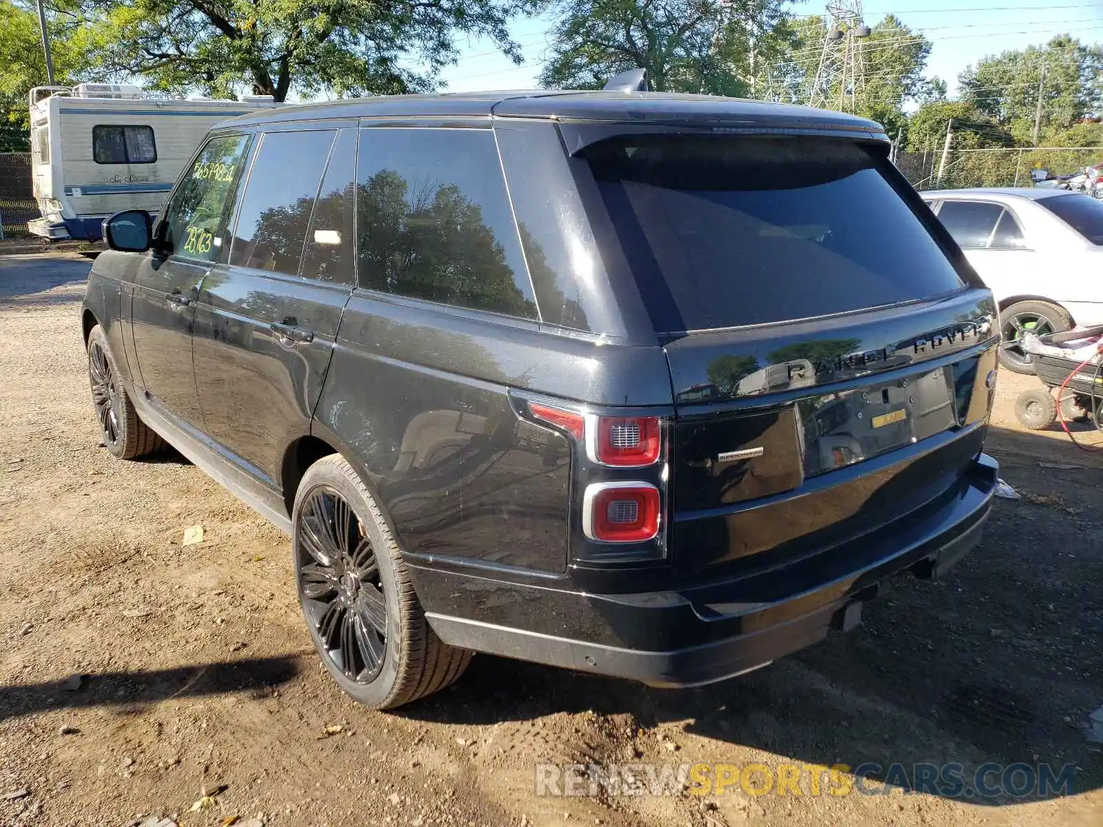 3 Фотография поврежденного автомобиля SALGS2RE2KA545576 LAND ROVER RANGEROVER 2019