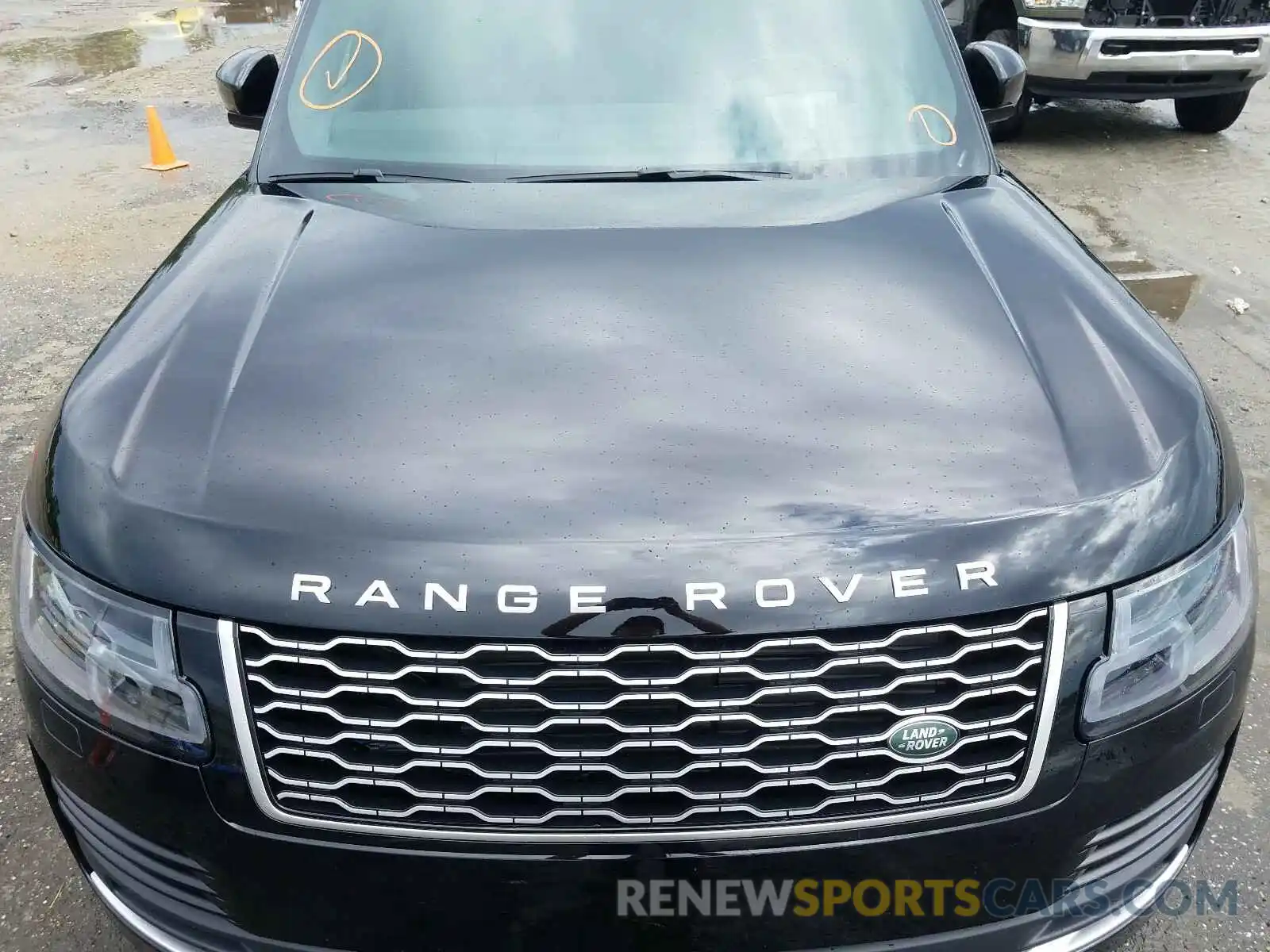 7 Photograph of a damaged car SALGS2RE6KA525282 LAND ROVER RANGEROVER 2019