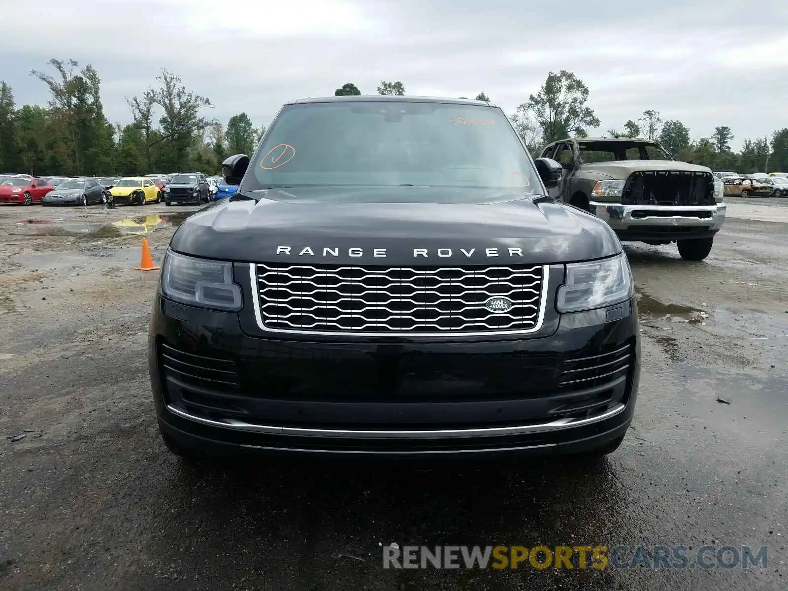 9 Photograph of a damaged car SALGS2RE6KA525282 LAND ROVER RANGEROVER 2019