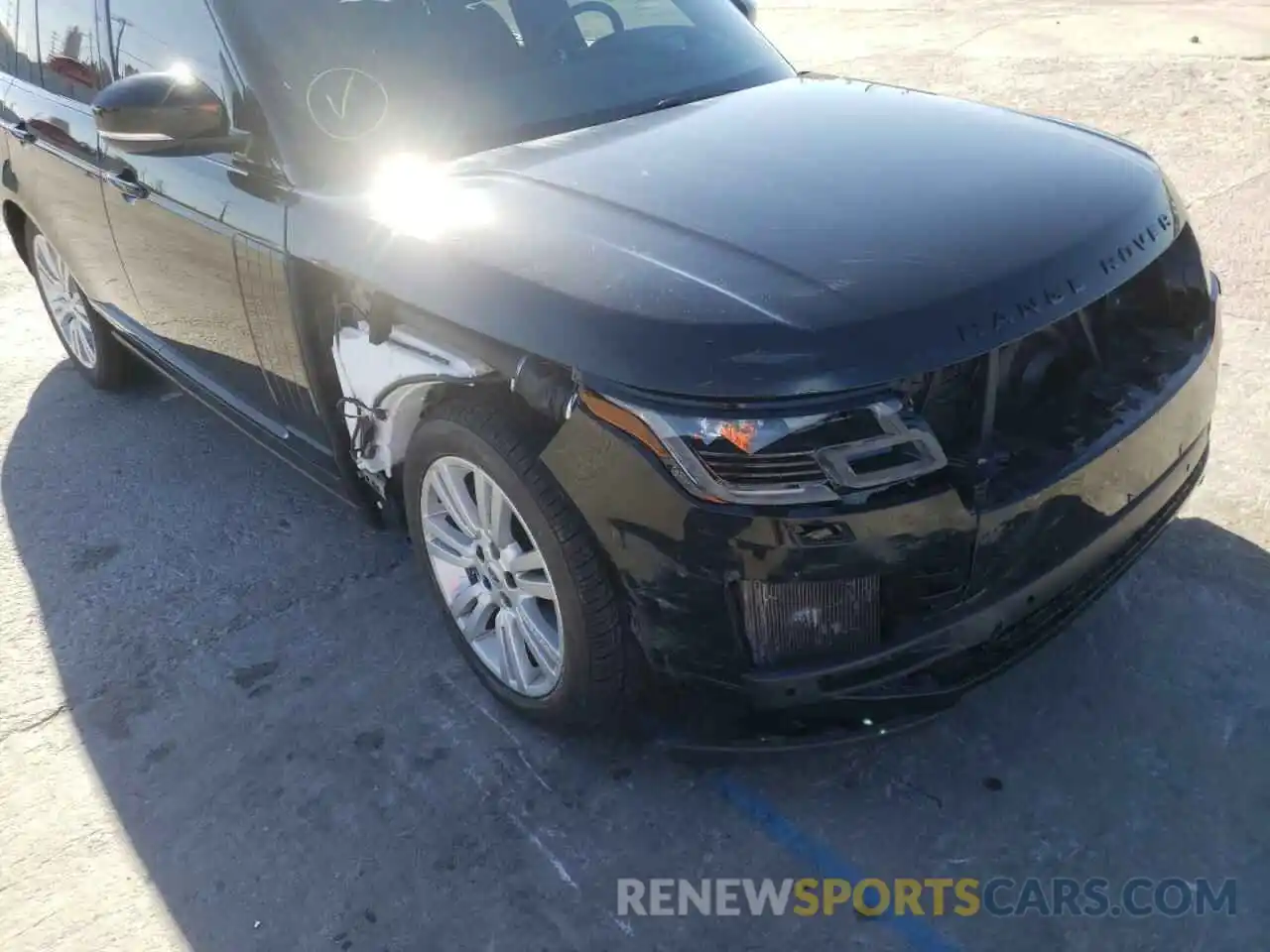 9 Photograph of a damaged car SALGS2RE7KA548960 LAND ROVER RANGEROVER 2019