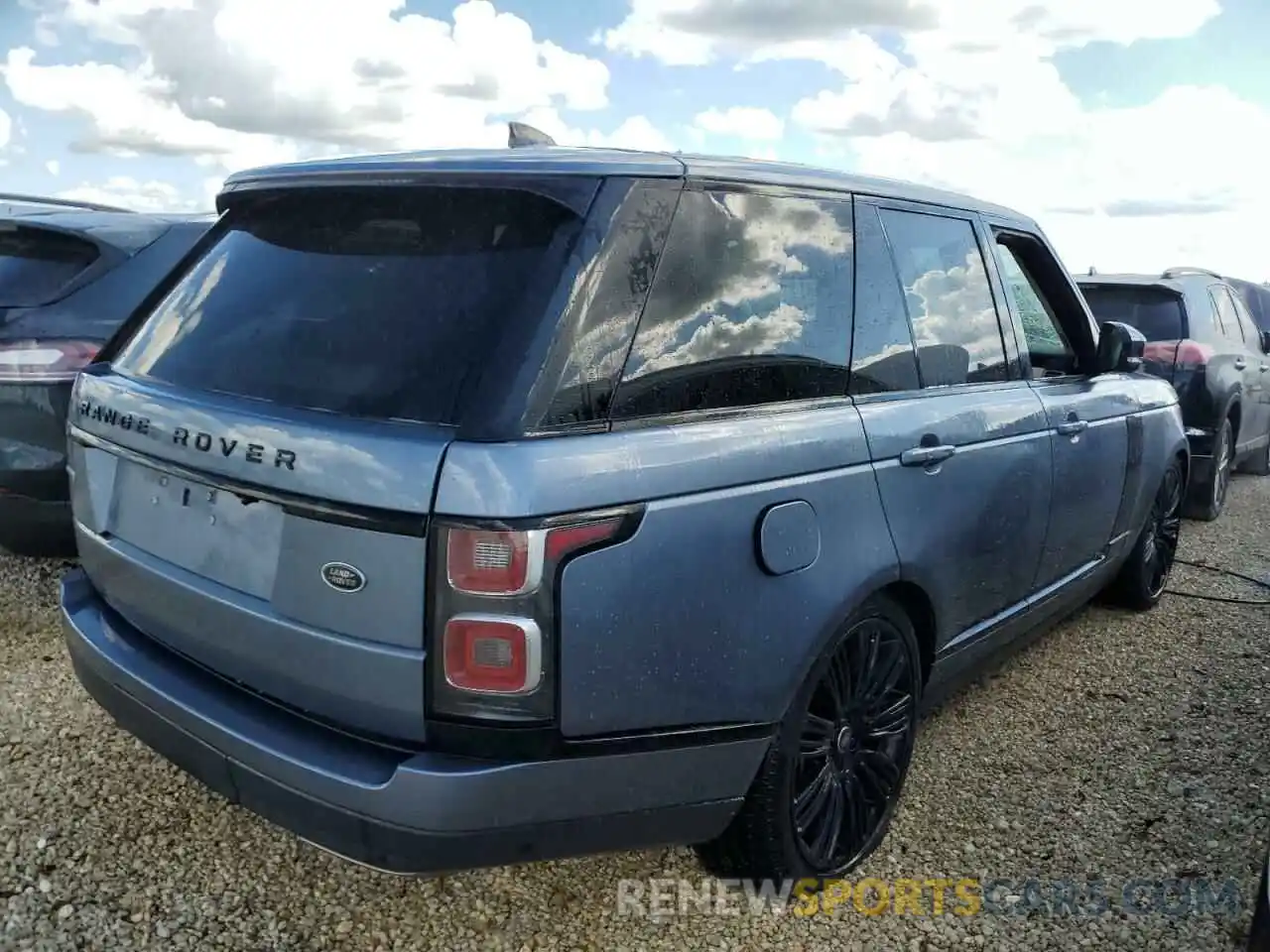 4 Photograph of a damaged car SALGS2RE7KA550451 LAND ROVER RANGEROVER 2019