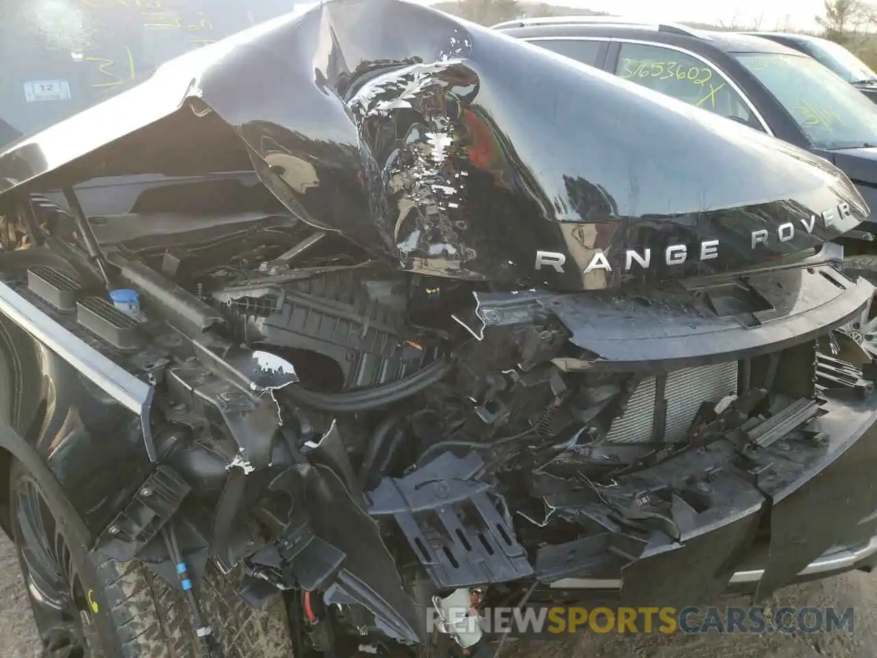 9 Photograph of a damaged car SALGS2SV2KA527847 LAND ROVER RANGEROVER 2019