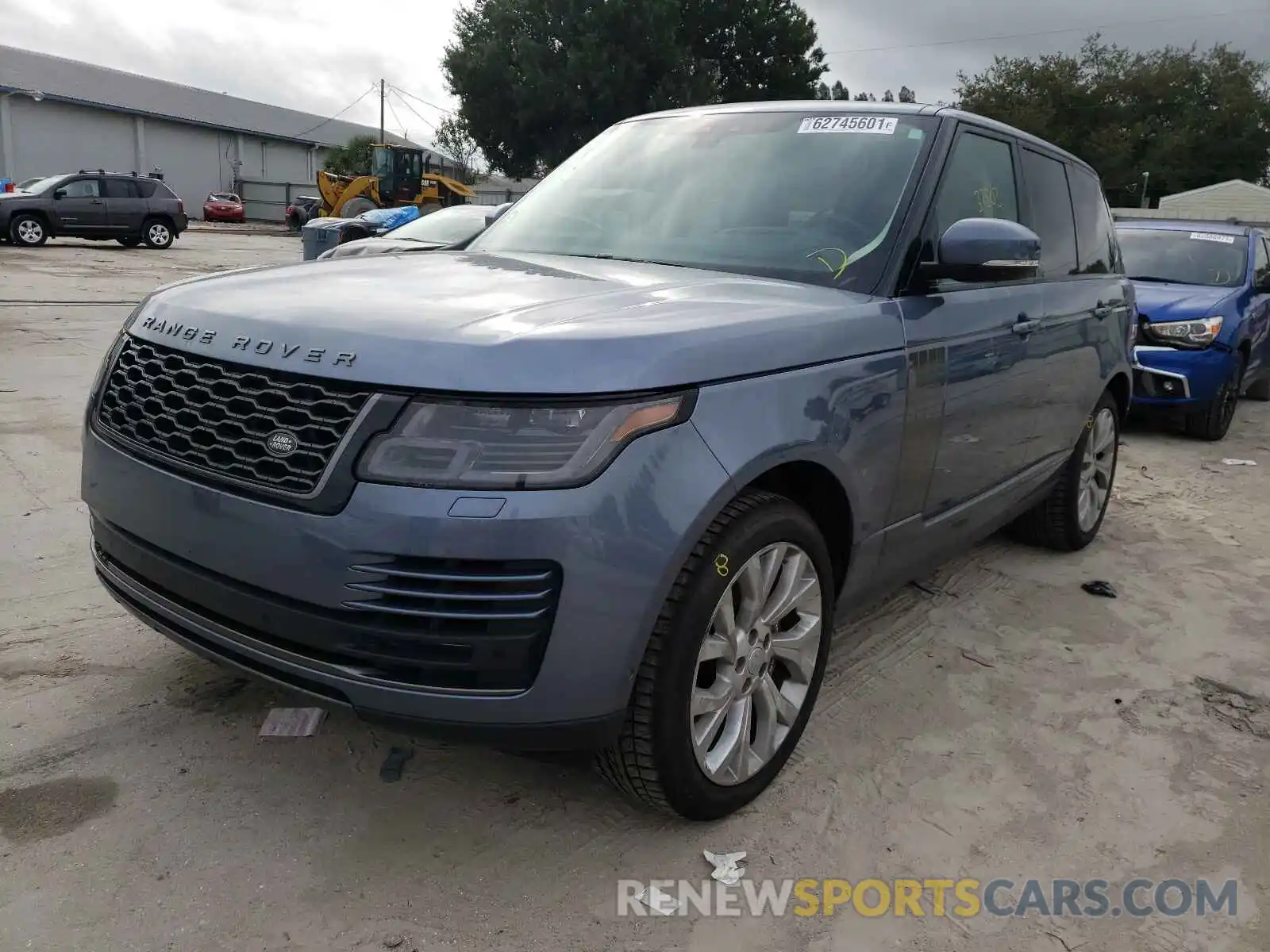 2 Фотография поврежденного автомобиля SALGS2SV2KA540730 LAND ROVER RANGEROVER 2019