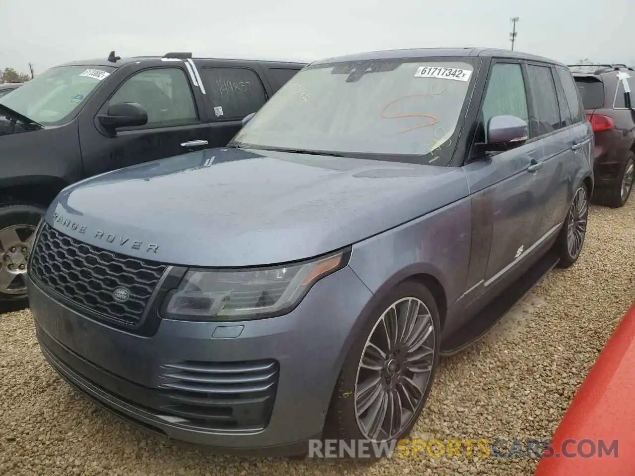 2 Фотография поврежденного автомобиля SALGS2SV2KA550156 LAND ROVER RANGEROVER 2019