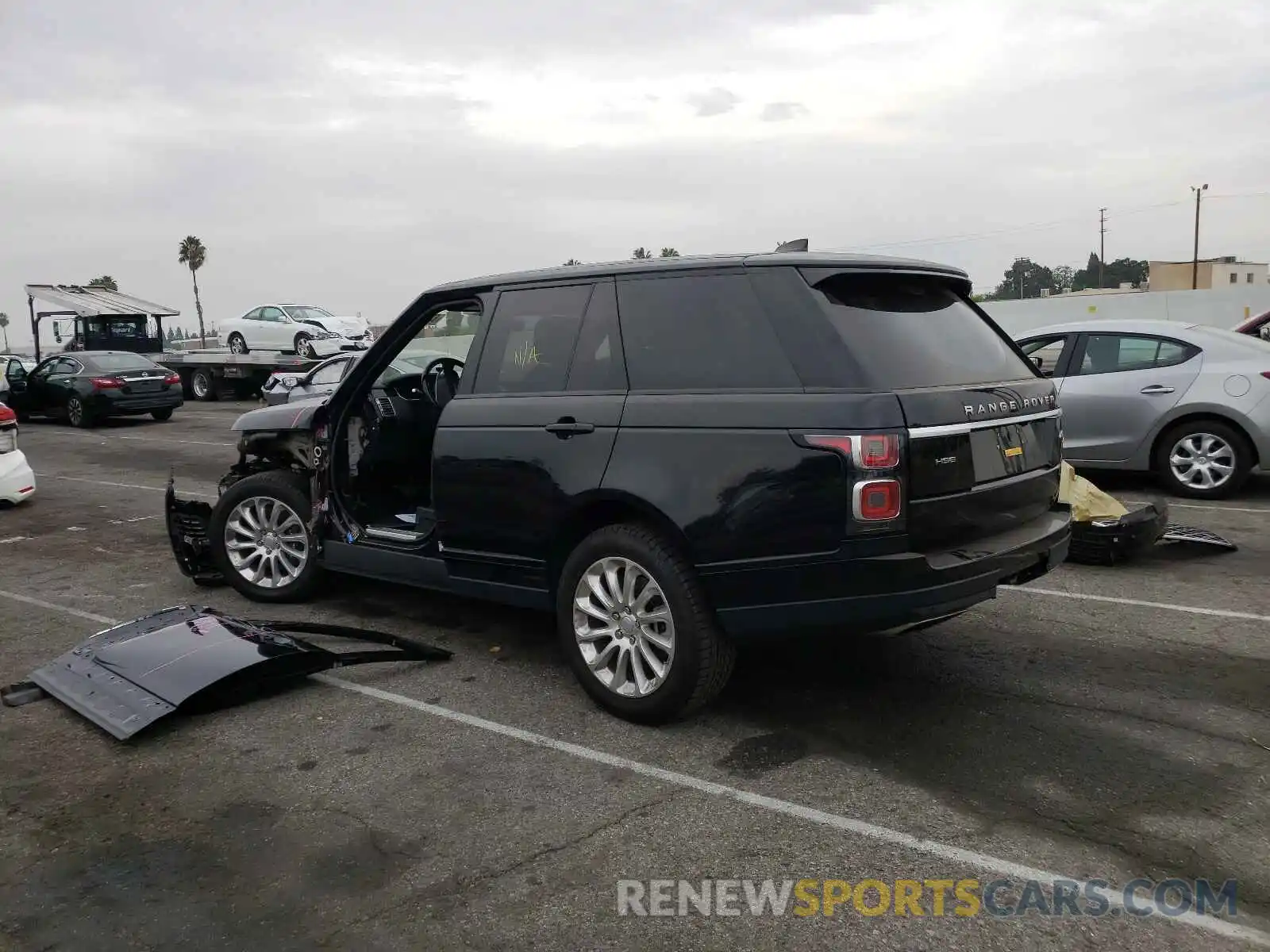 3 Фотография поврежденного автомобиля SALGS2SV3KA530174 LAND ROVER RANGEROVER 2019