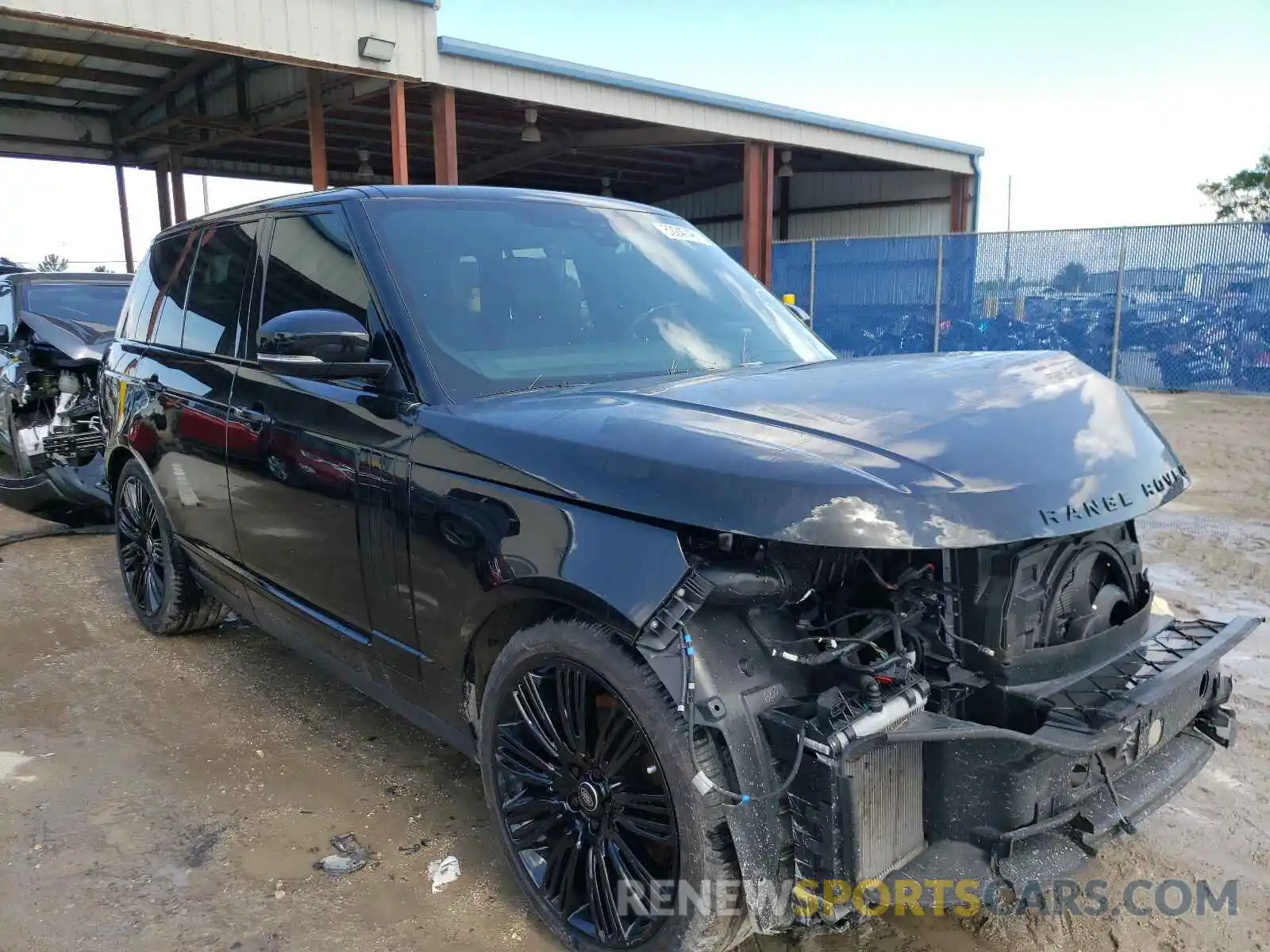 1 Photograph of a damaged car SALGS2SV3KA535519 LAND ROVER RANGEROVER 2019