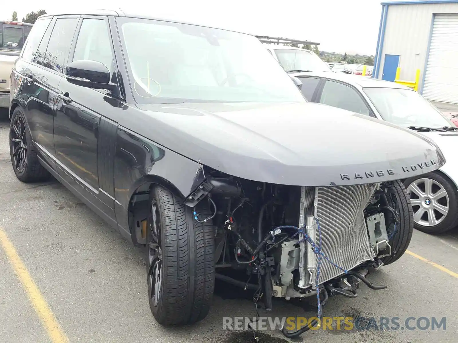 1 Photograph of a damaged car SALGS2SV3KA542289 LAND ROVER RANGEROVER 2019