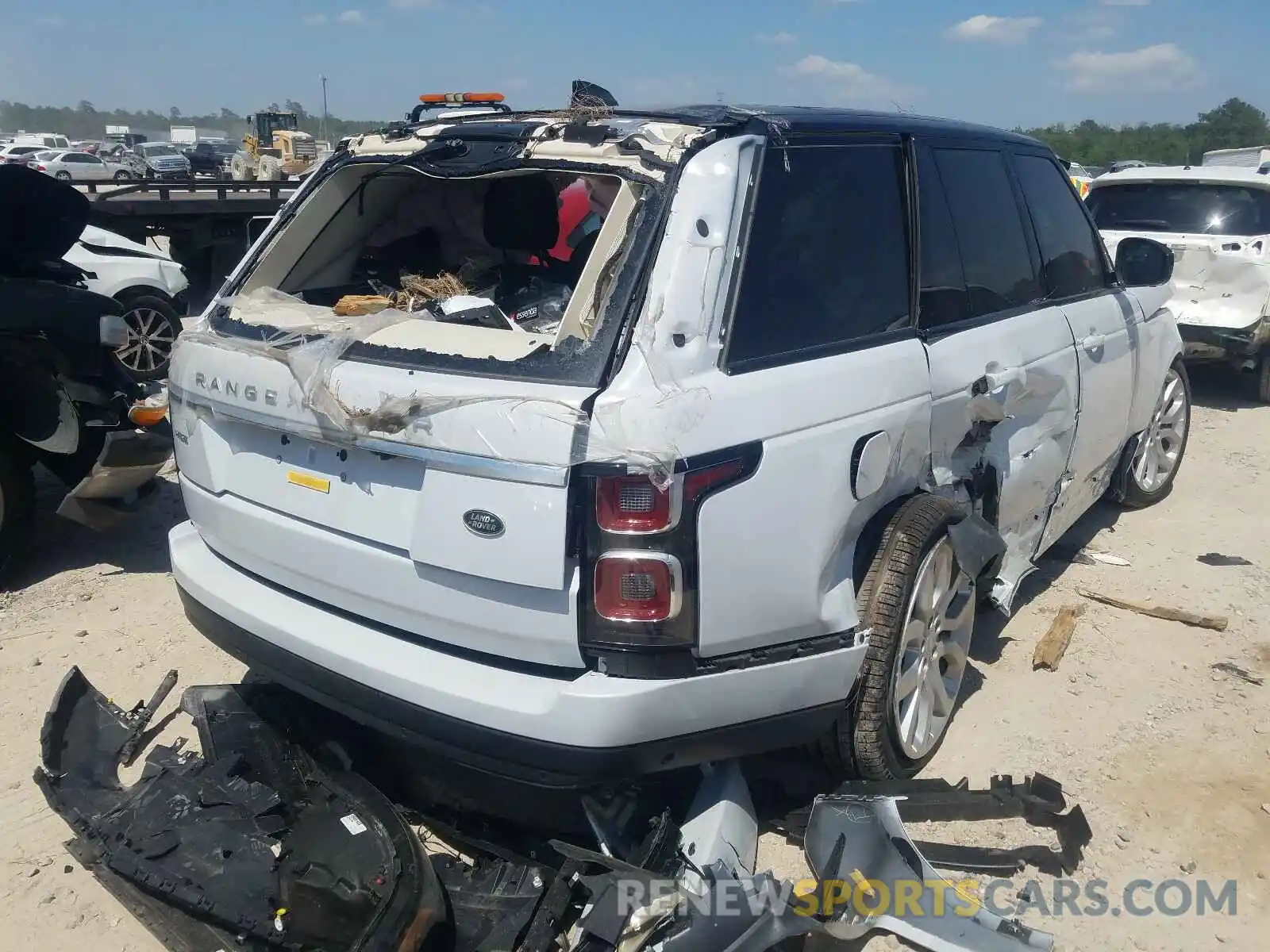 4 Photograph of a damaged car SALGS2SV3KA552840 LAND ROVER RANGEROVER 2019