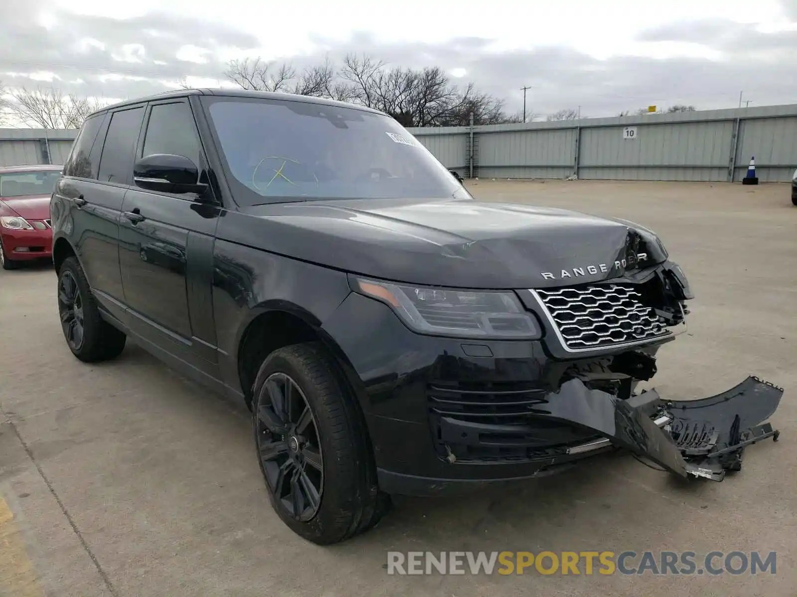 1 Photograph of a damaged car SALGS2SV3KA556581 LAND ROVER RANGEROVER 2019