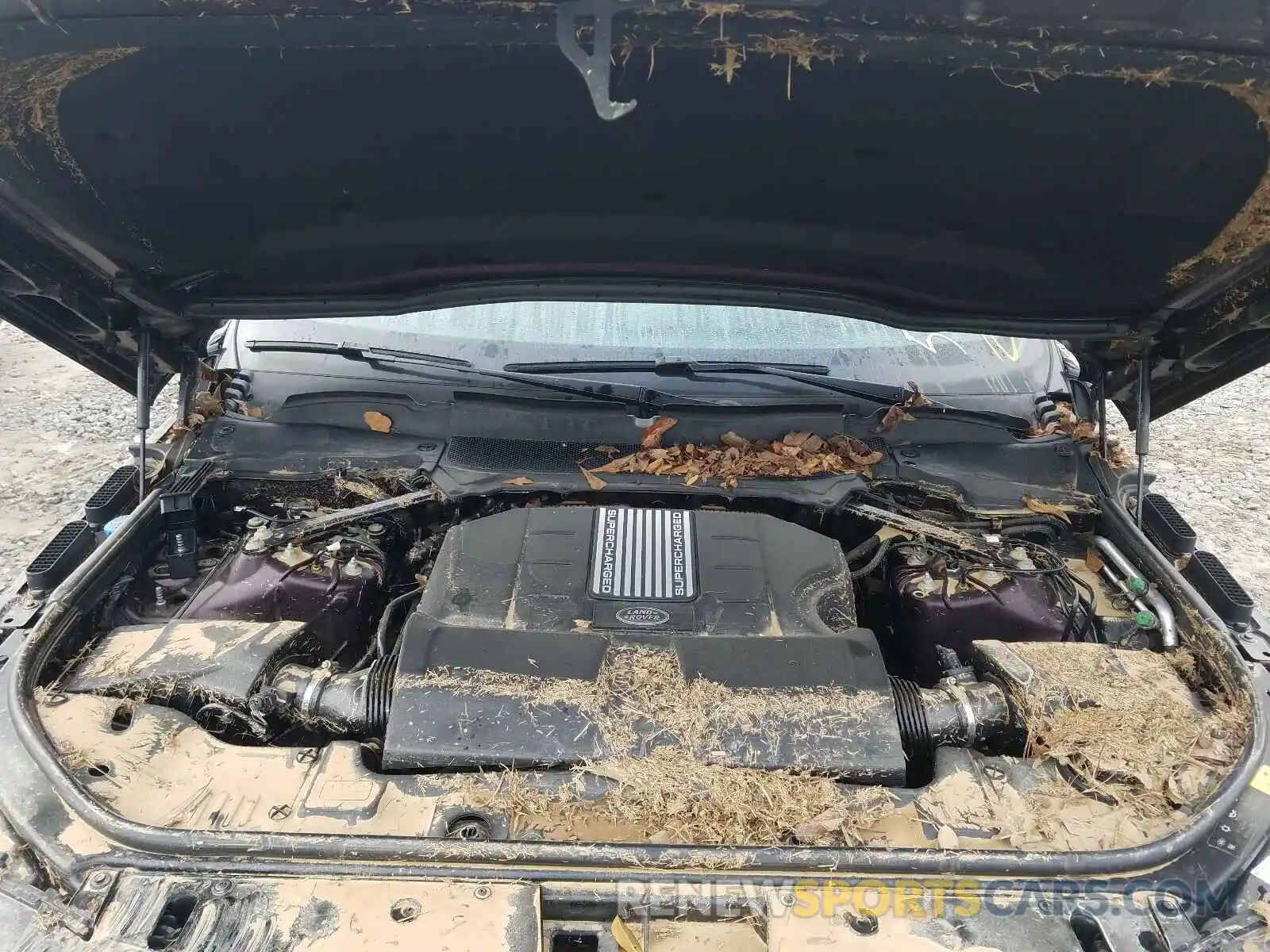 7 Photograph of a damaged car SALGS2SV3KA557150 LAND ROVER RANGEROVER 2019