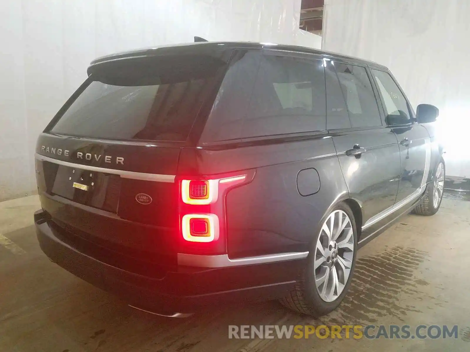 4 Фотография поврежденного автомобиля SALGS2SV3KA558041 LAND ROVER RANGEROVER 2019