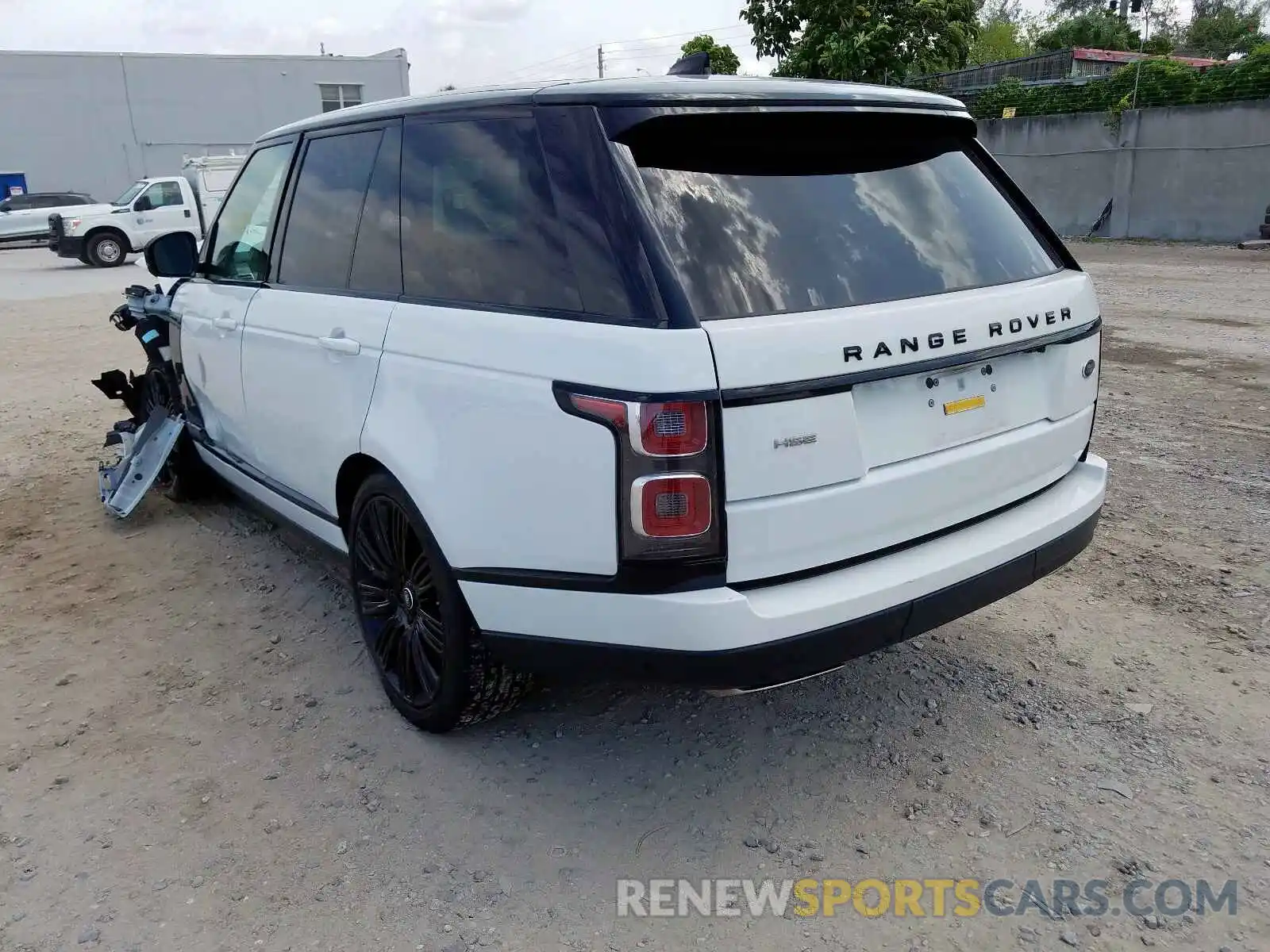 3 Фотография поврежденного автомобиля SALGS2SV4KA547825 LAND ROVER RANGEROVER 2019