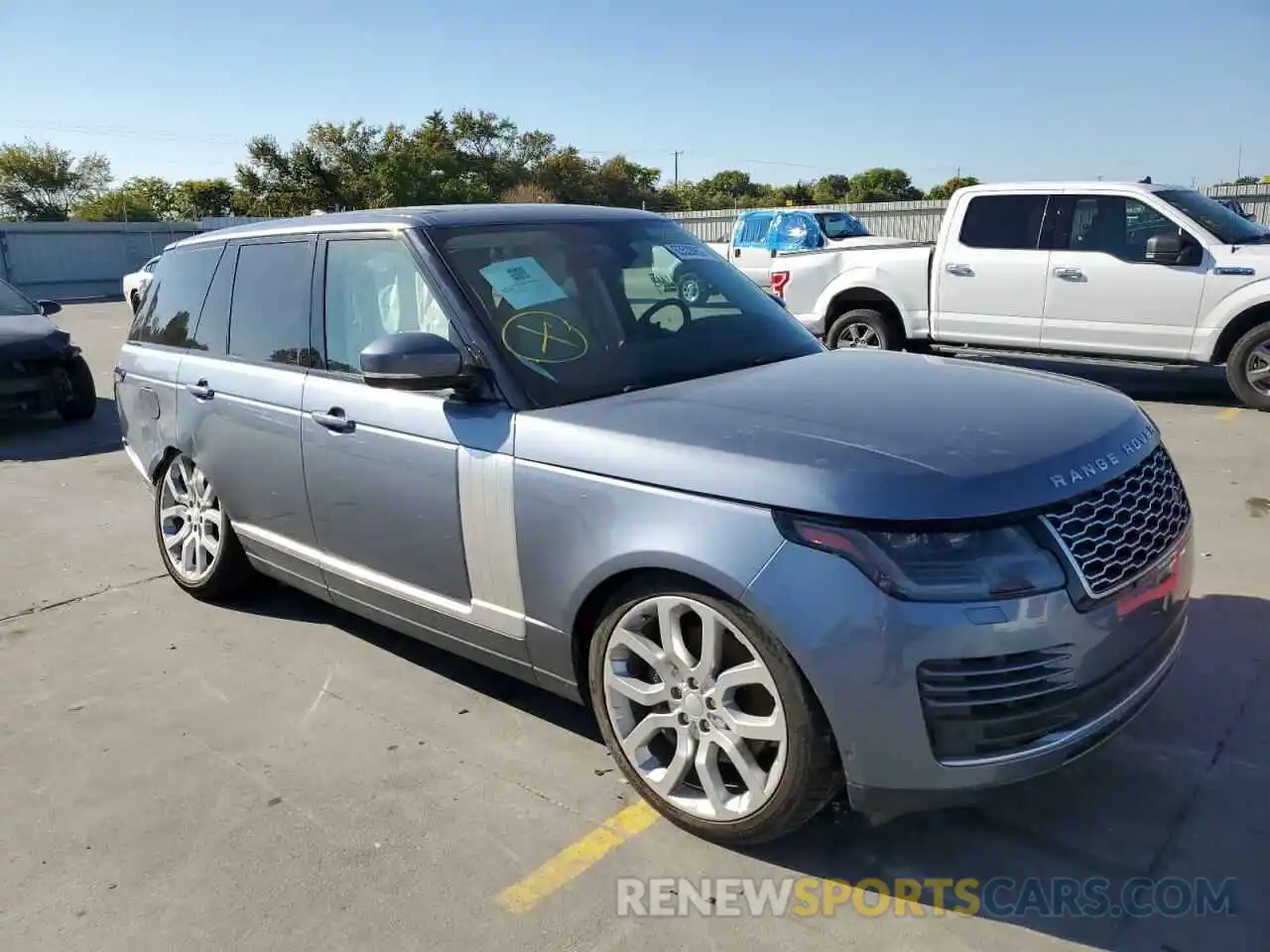 1 Photograph of a damaged car SALGS2SV5KA519581 LAND ROVER RANGEROVER 2019