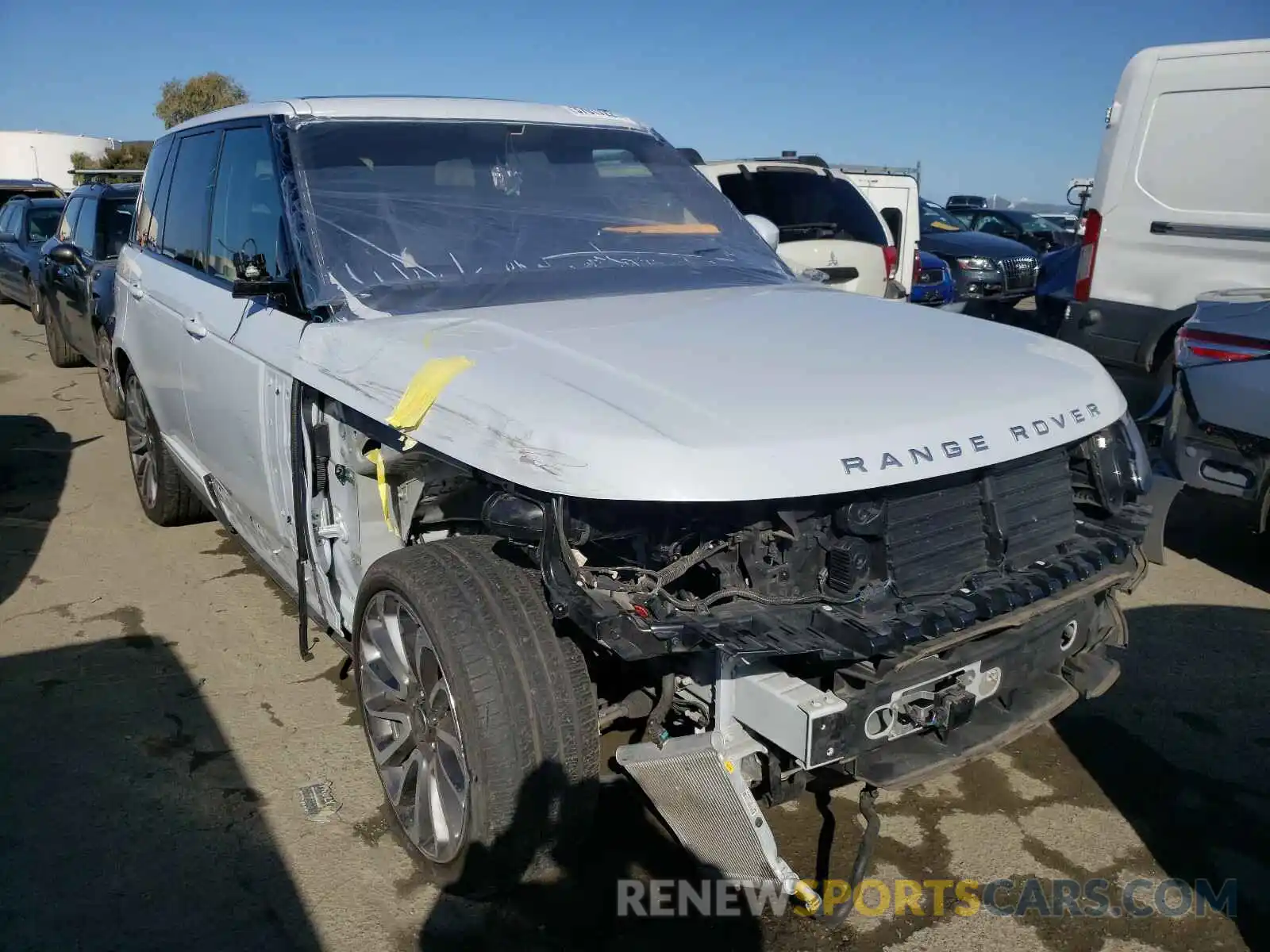 1 Фотография поврежденного автомобиля SALGS2SV5KA525235 LAND ROVER RANGEROVER 2019