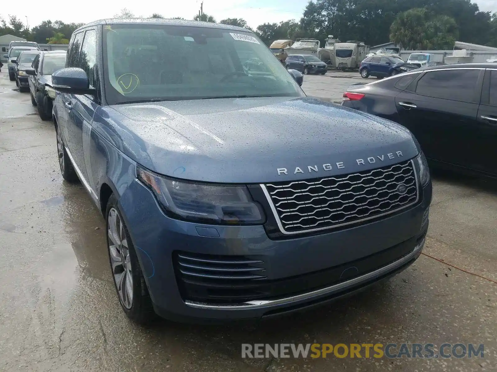 1 Photograph of a damaged car SALGS2SV6KA520383 LAND ROVER RANGEROVER 2019