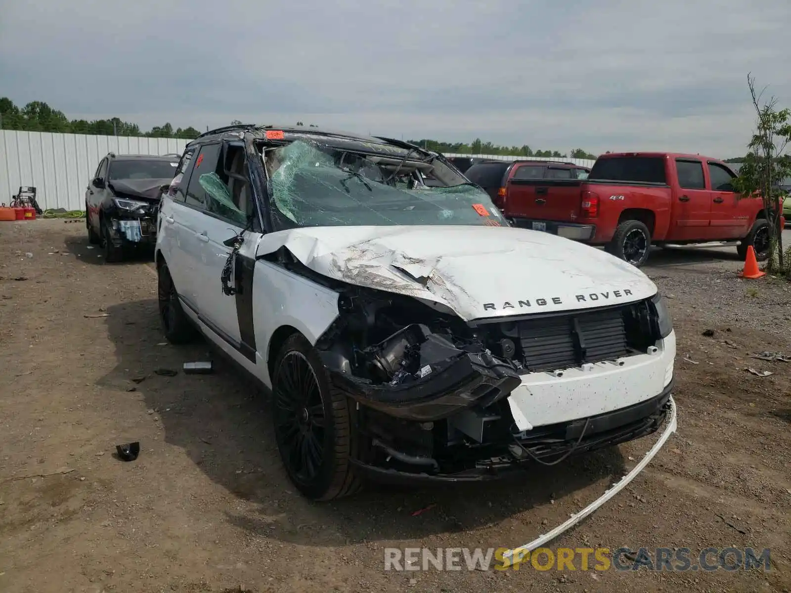 9 Photograph of a damaged car SALGS2SV7KA517914 LAND ROVER RANGEROVER 2019