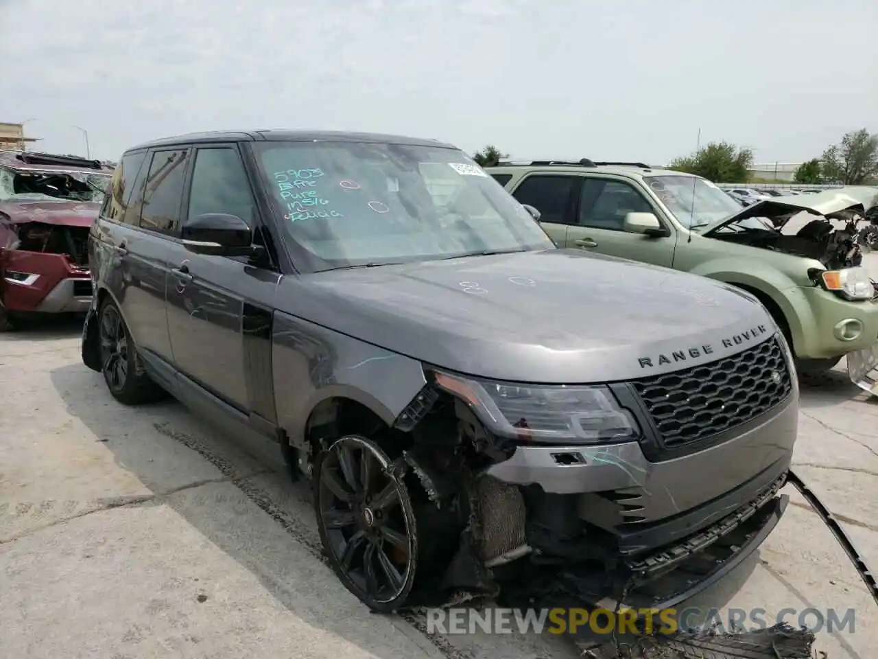 1 Photograph of a damaged car SALGS2SV7KA553330 LAND ROVER RANGEROVER 2019