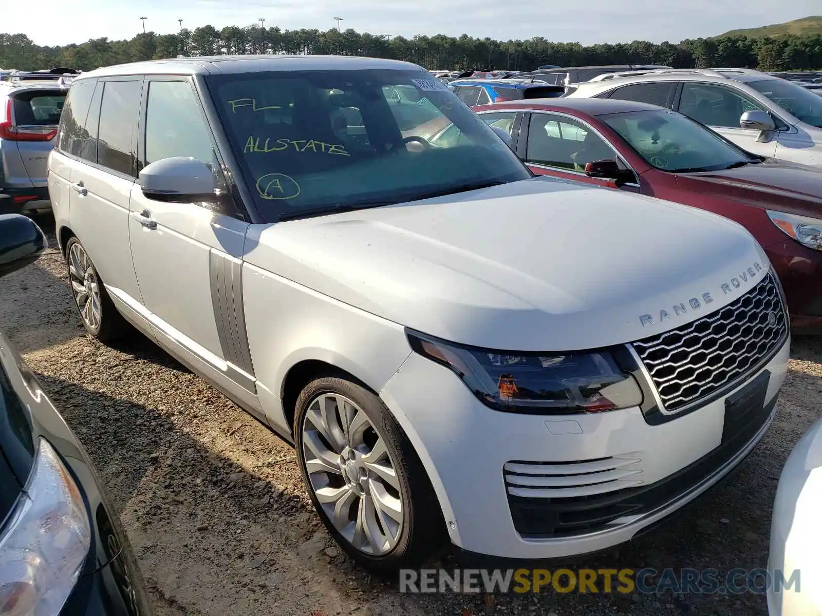 1 Photograph of a damaged car SALGS2SV8KA540800 LAND ROVER RANGEROVER 2019