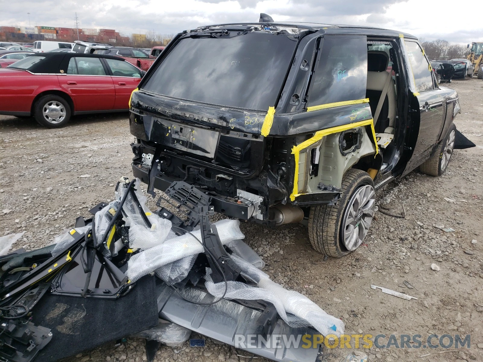 4 Photograph of a damaged car SALGS2SVXKA523898 LAND ROVER RANGEROVER 2019