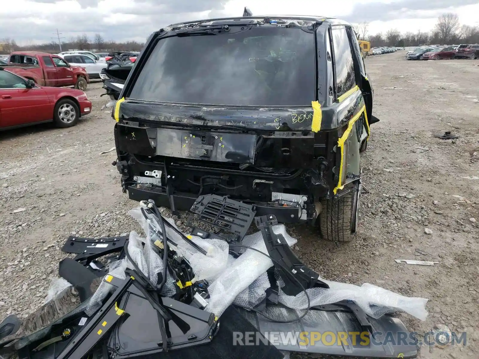 9 Photograph of a damaged car SALGS2SVXKA523898 LAND ROVER RANGEROVER 2019