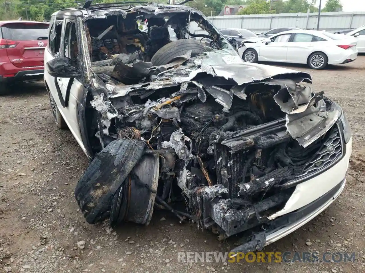 1 Photograph of a damaged car SALGS2SVXKA525697 LAND ROVER RANGEROVER 2019