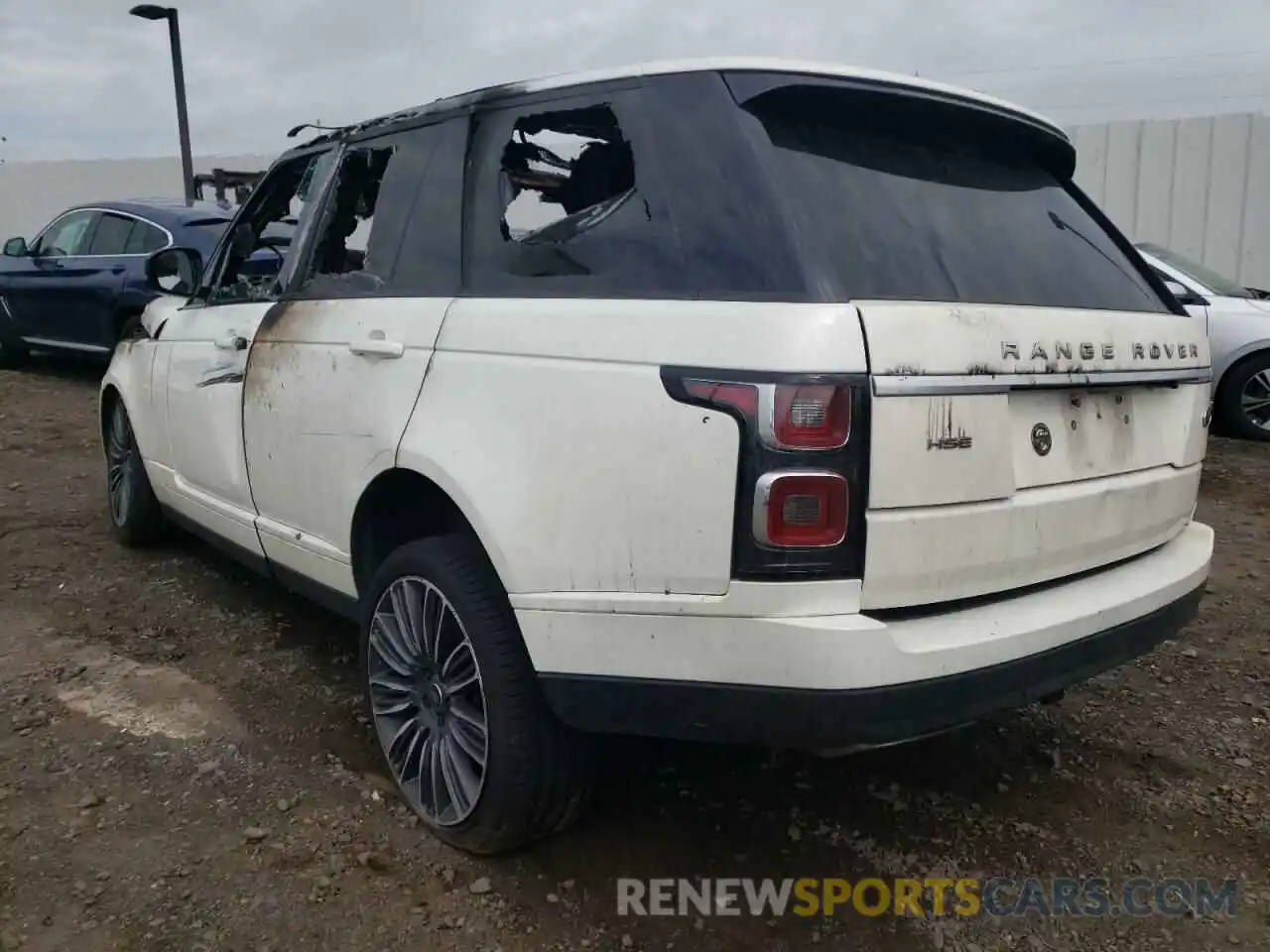 3 Photograph of a damaged car SALGS2SVXKA525697 LAND ROVER RANGEROVER 2019