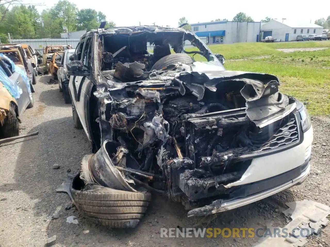 9 Photograph of a damaged car SALGS2SVXKA525697 LAND ROVER RANGEROVER 2019