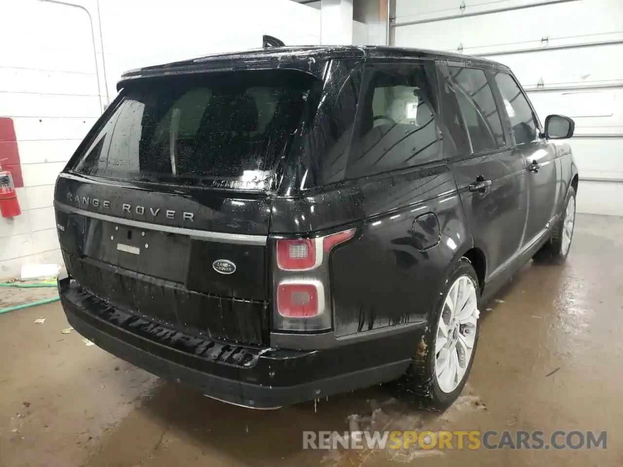 4 Photograph of a damaged car SALGS2SVXKA532665 LAND ROVER RANGEROVER 2019