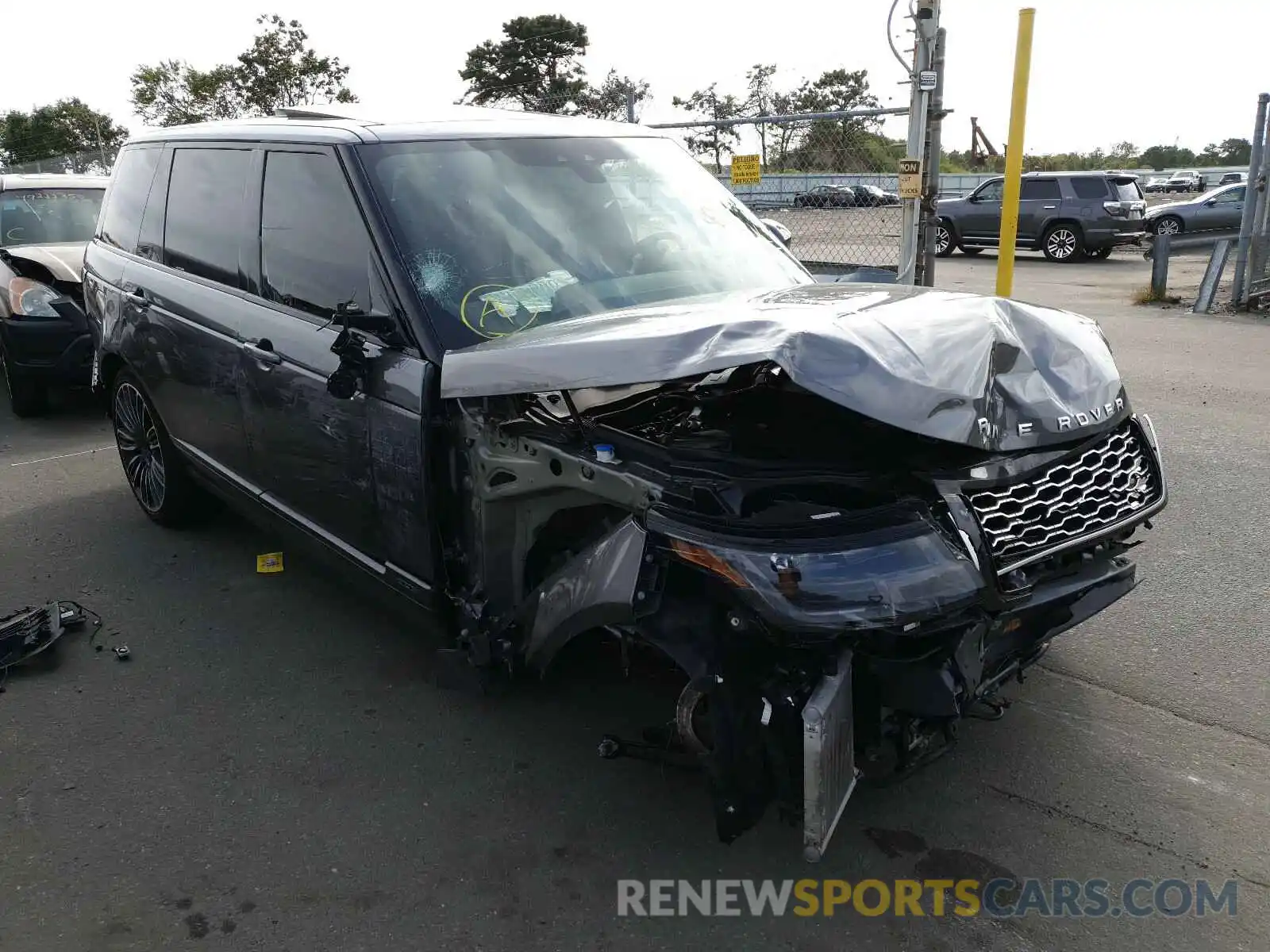 1 Фотография поврежденного автомобиля SALGS5RE0KA552561 LAND ROVER RANGEROVER 2019