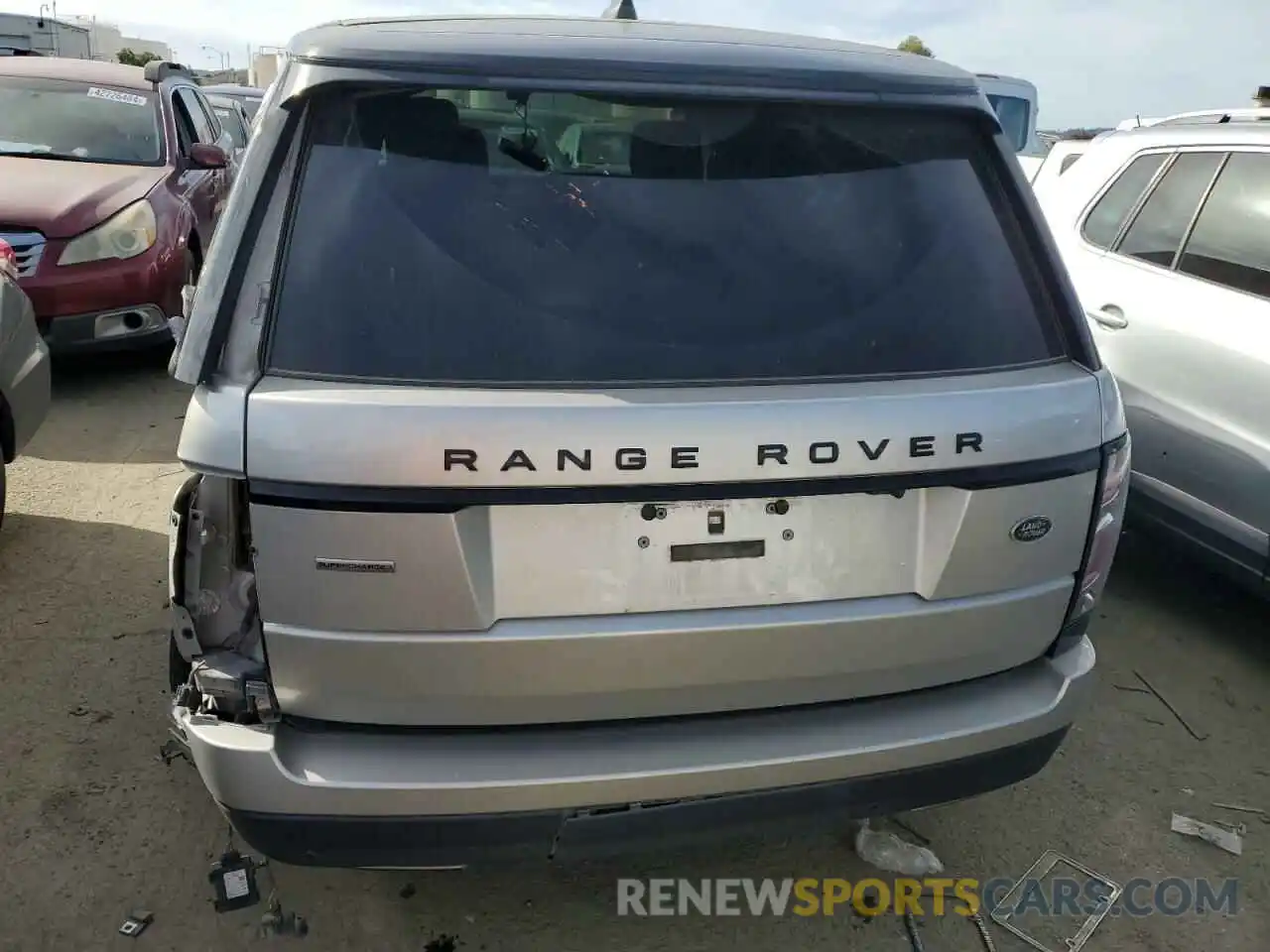 6 Photograph of a damaged car SALGS5RE0KA563852 LAND ROVER RANGEROVER 2019